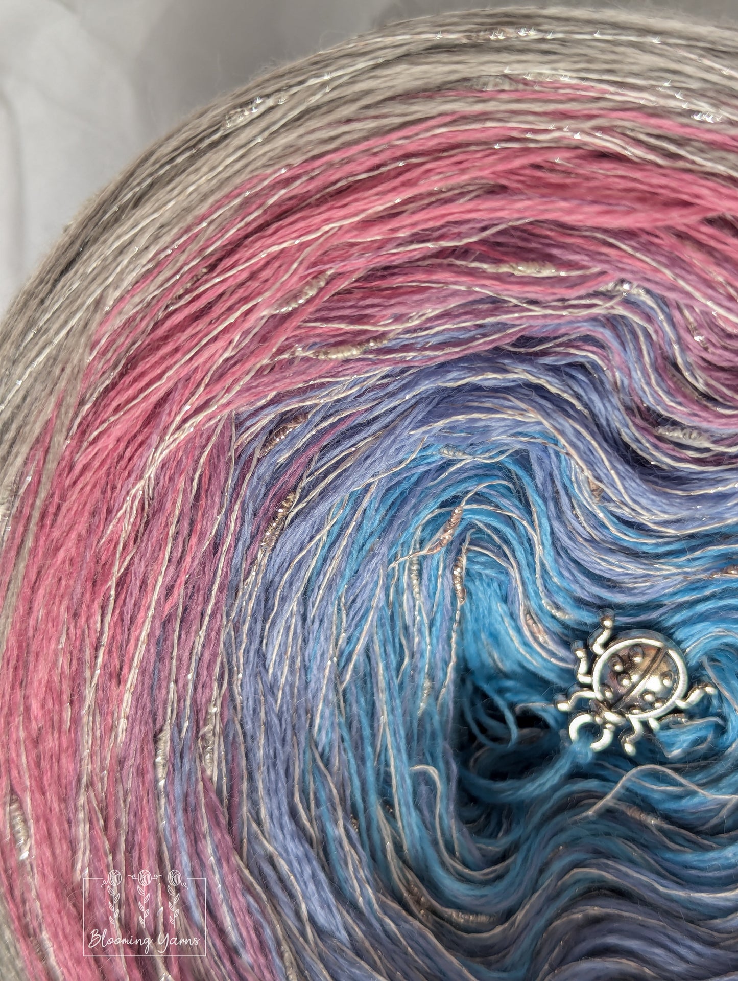 Gradient ombre yarn cake colour combination MA013