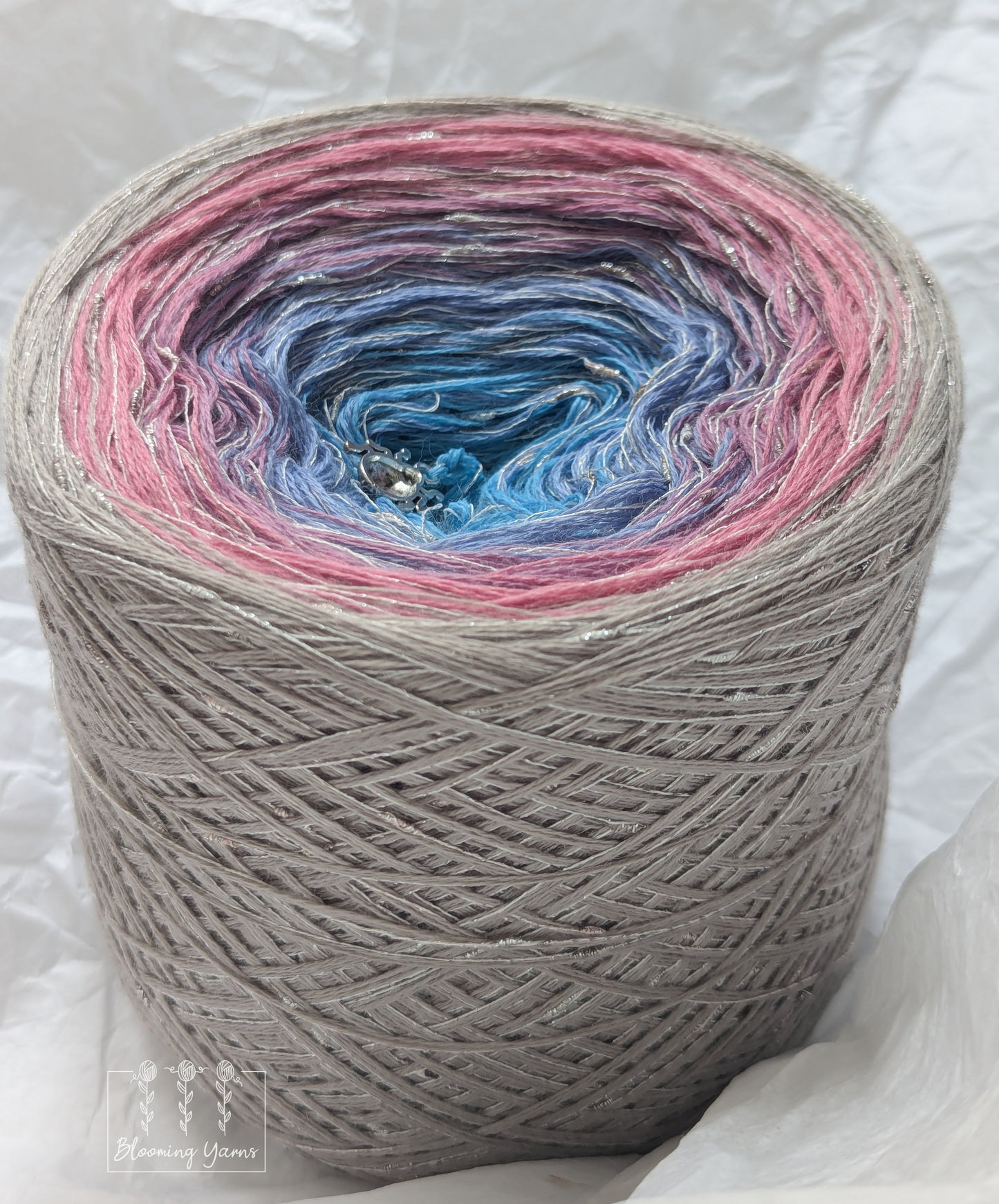 Gradient ombre yarn cake colour combination MA013