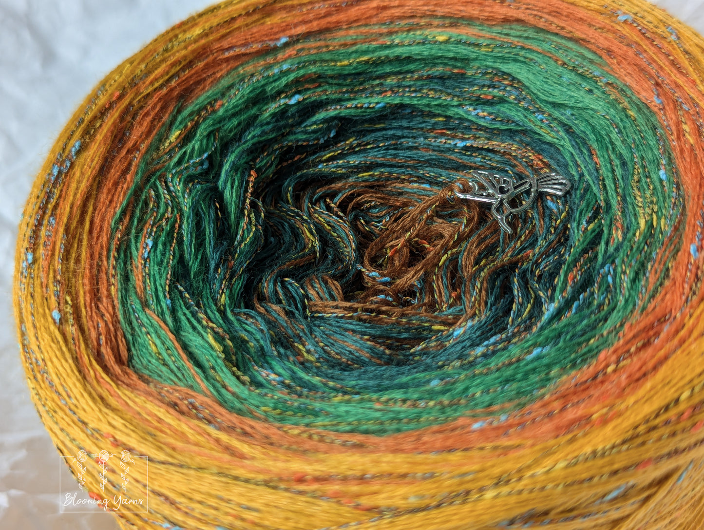 Gradient ombre yarn cake colour combination MA014