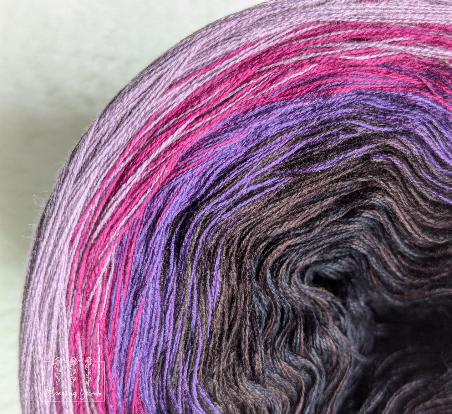 Gradient ombre yarn cake colour combination C347