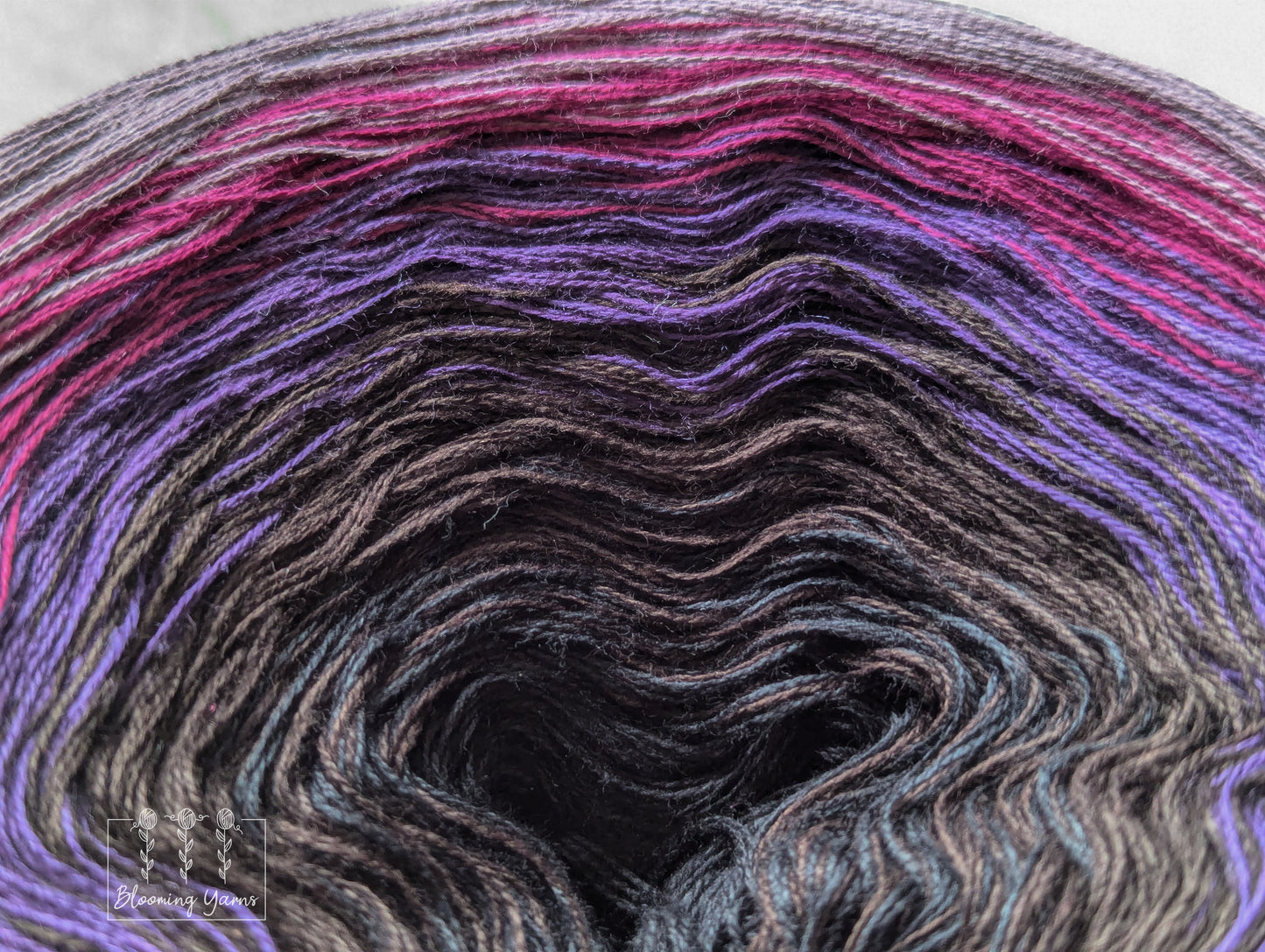 Gradient ombre yarn cake colour combination C347