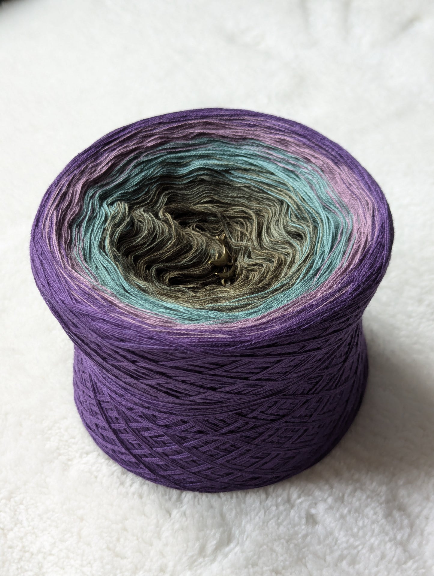 Gradient ombre yarn cake colour combination C353