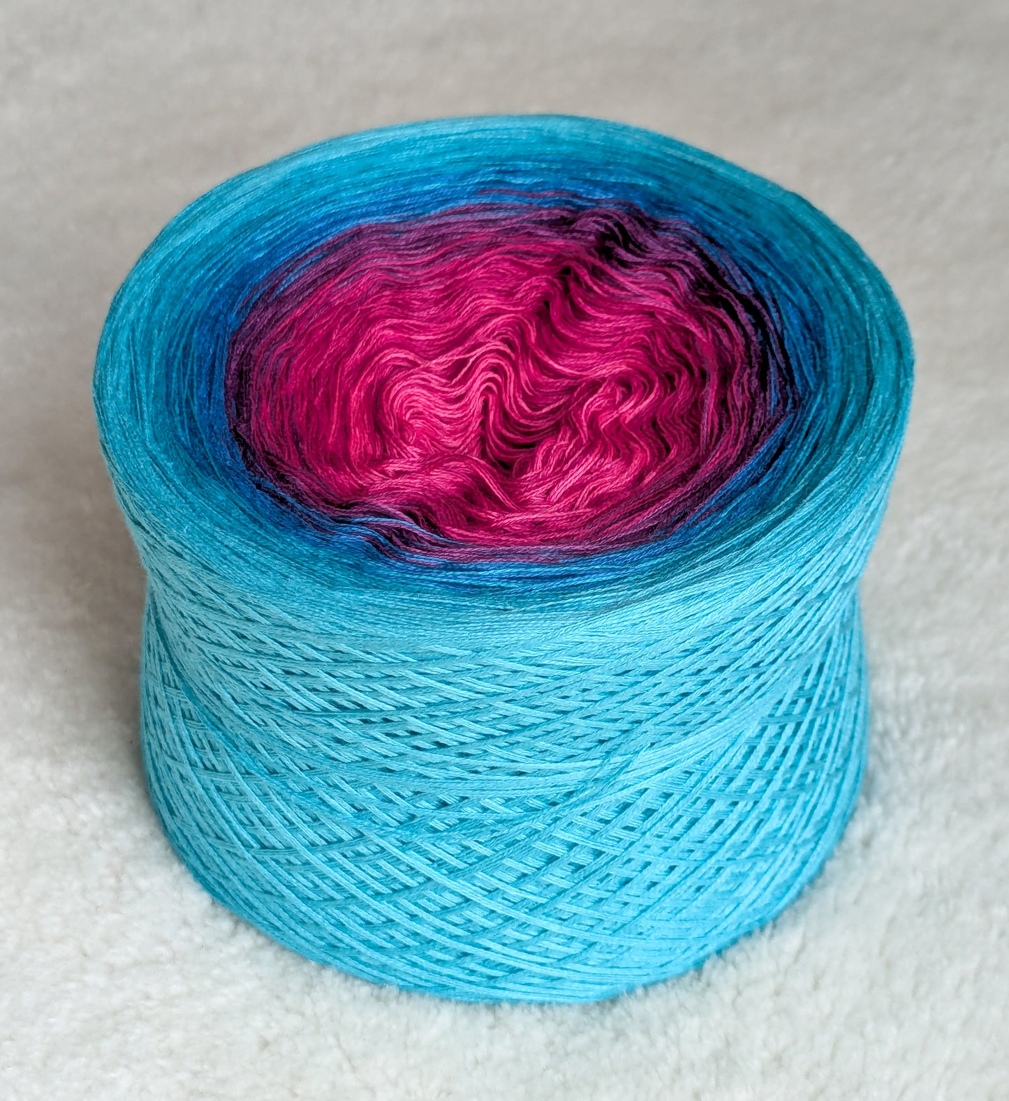 Gradient ombre yarn cake colour combination C362