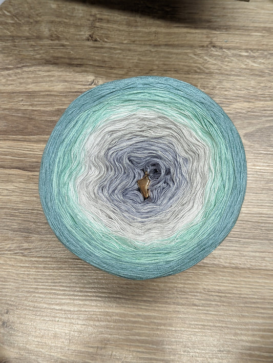 Gradient ombre yarn cake, colour combination C240