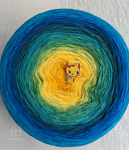 " Seashore" cotton/acrylic ombre yarn cake