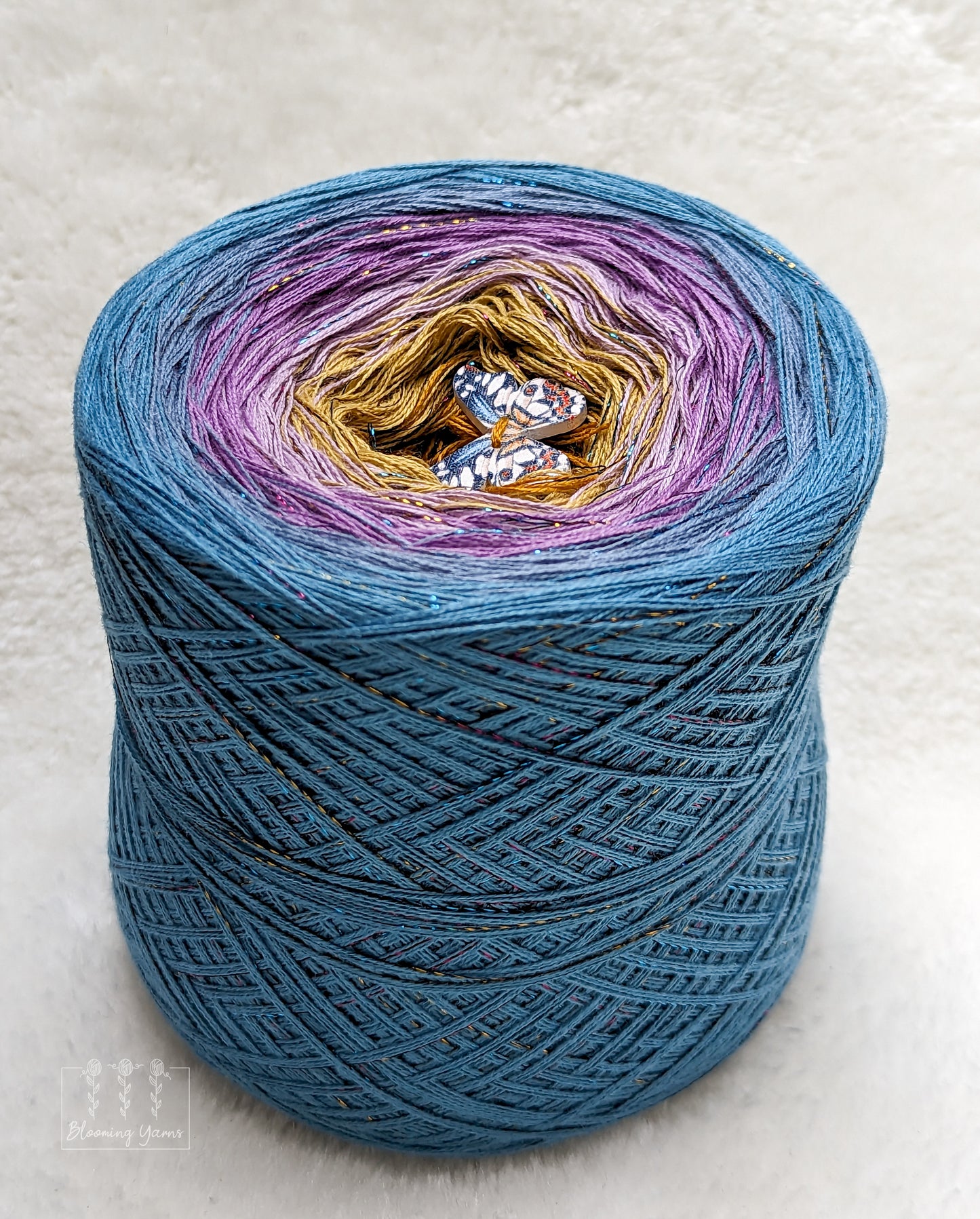 Gradient ombre yarn cake, colour combination C256