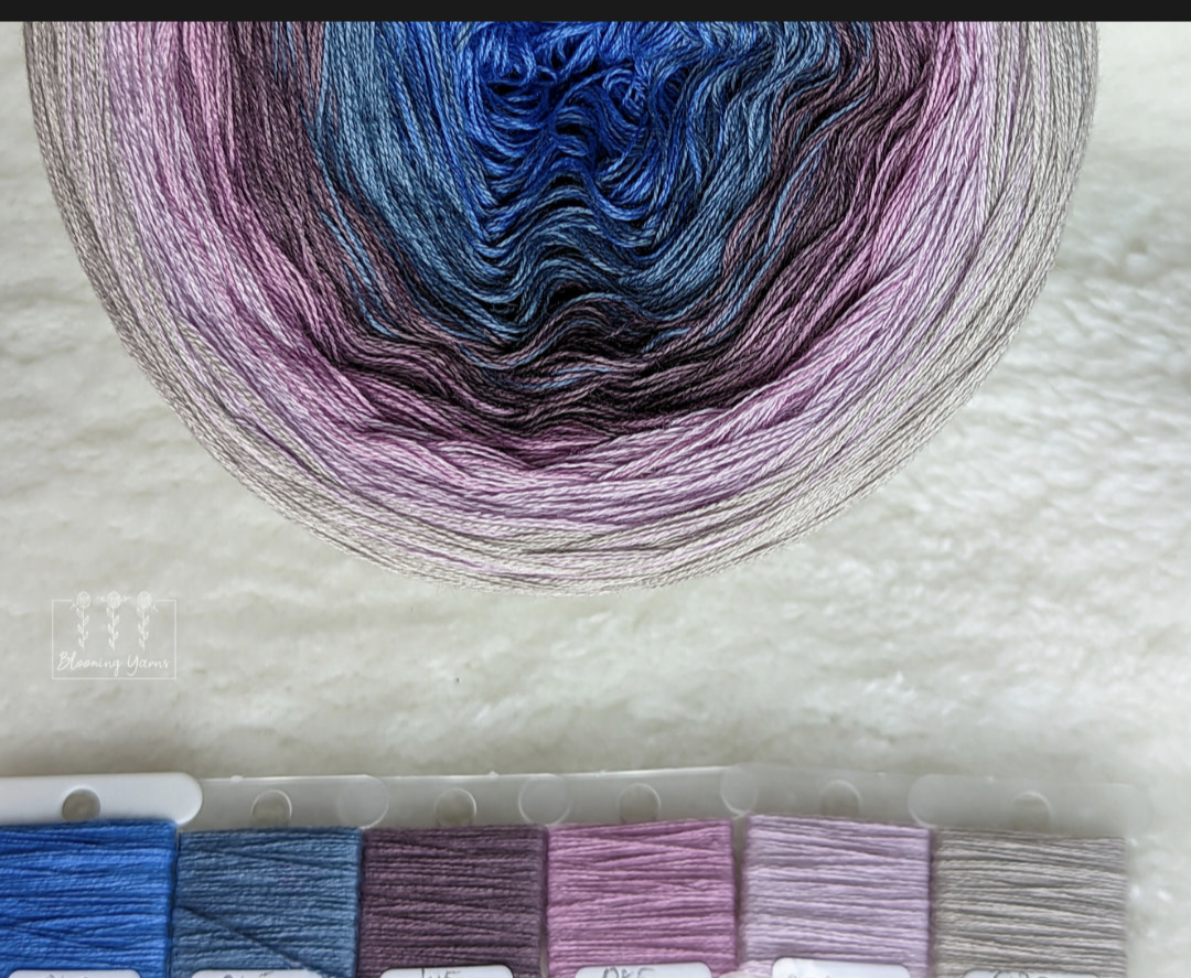 Gradient ombre yarn cake, colour combination C239