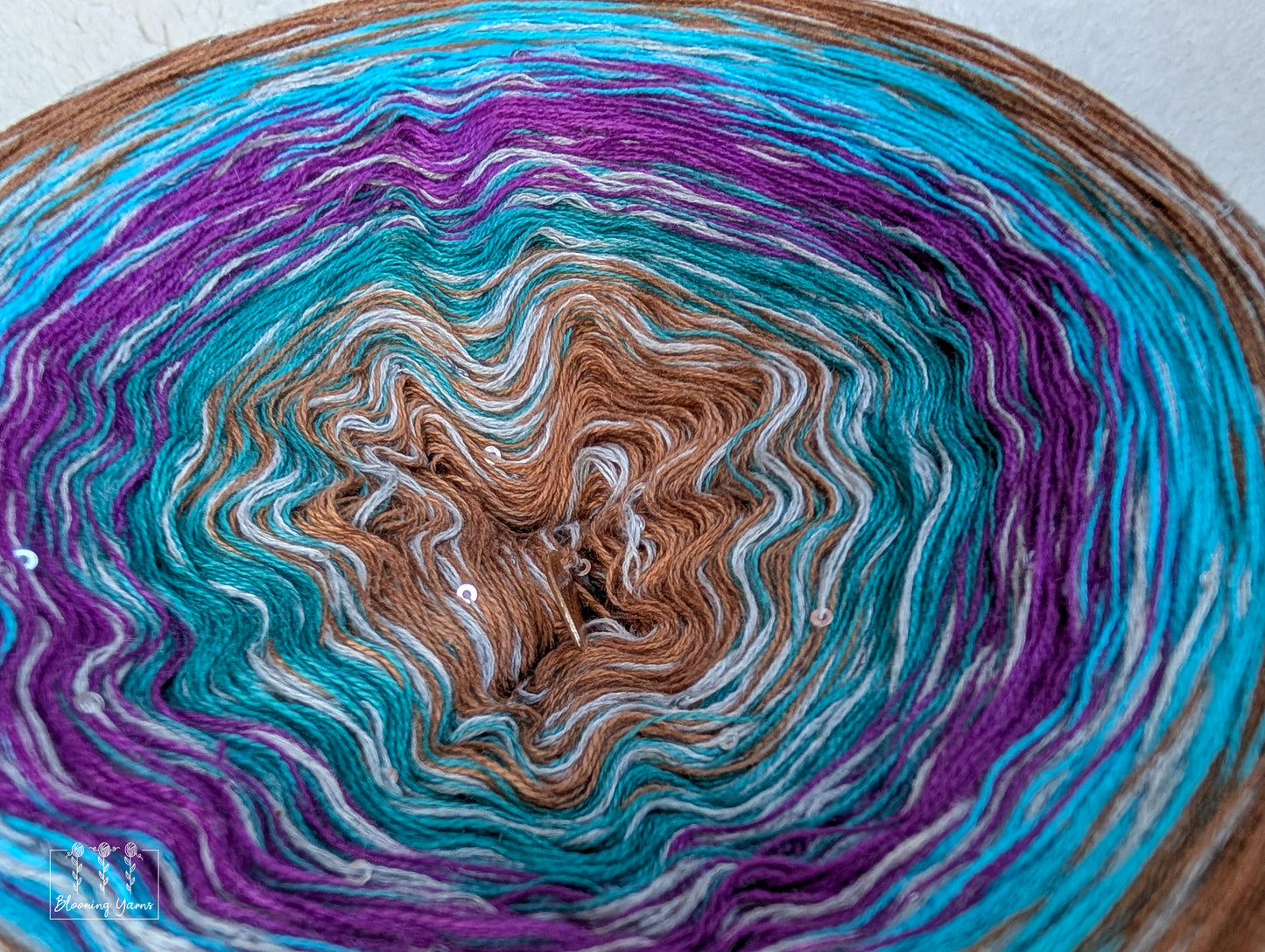 "Friendship Loops" gradient ombre yarn cake