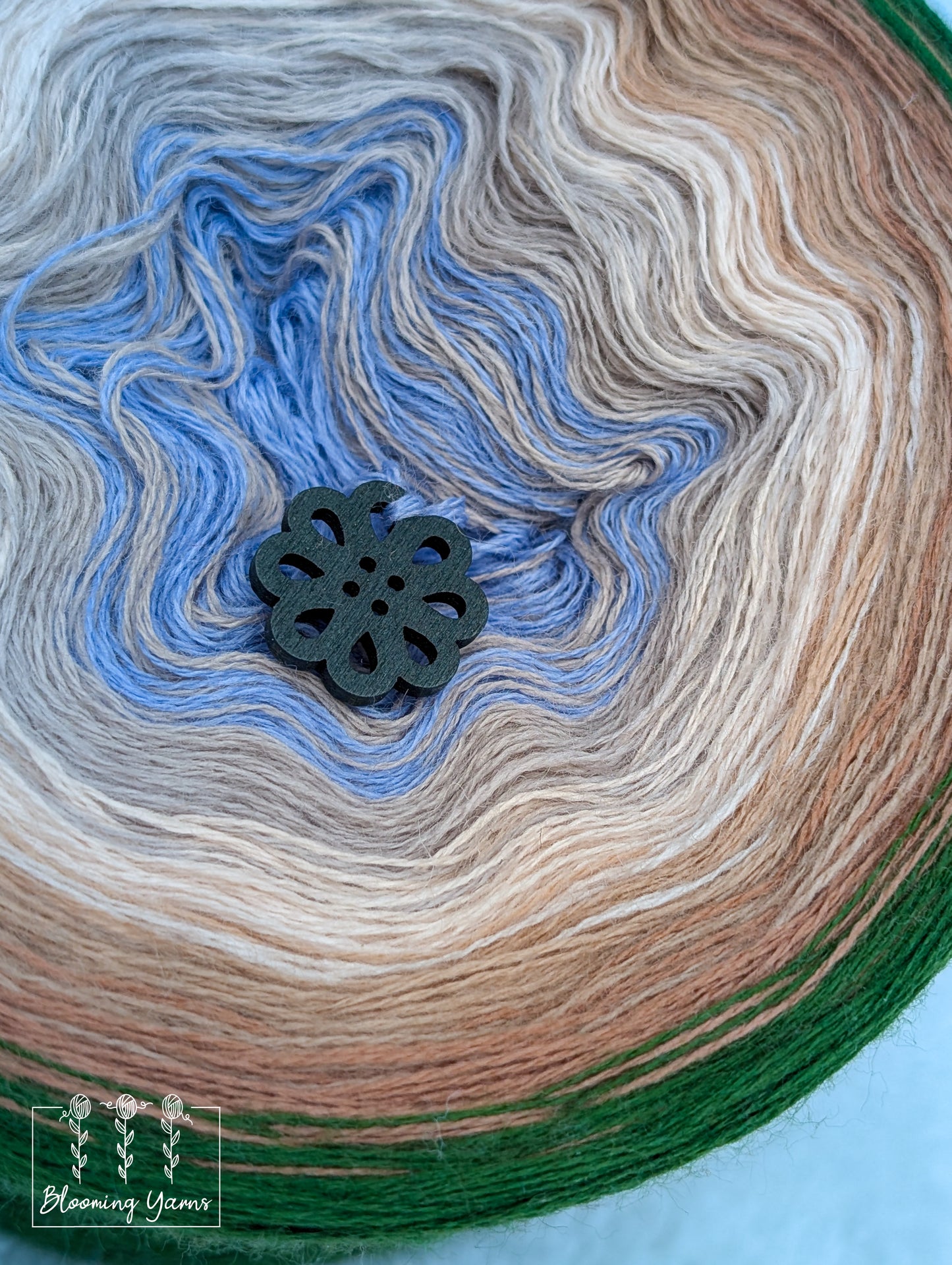 Gradient ombre yarn cake colour combination MA031 "Canyon Wanderer"