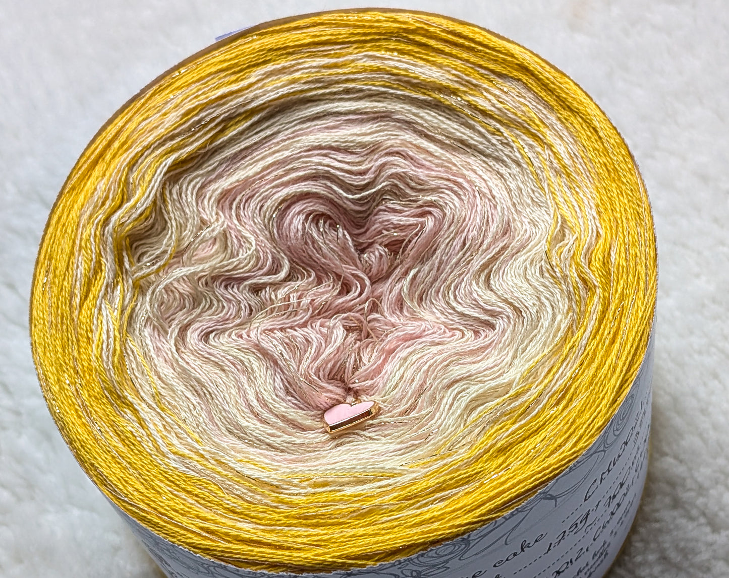 Gradient ombre yarn cake, colour combination CMW021
