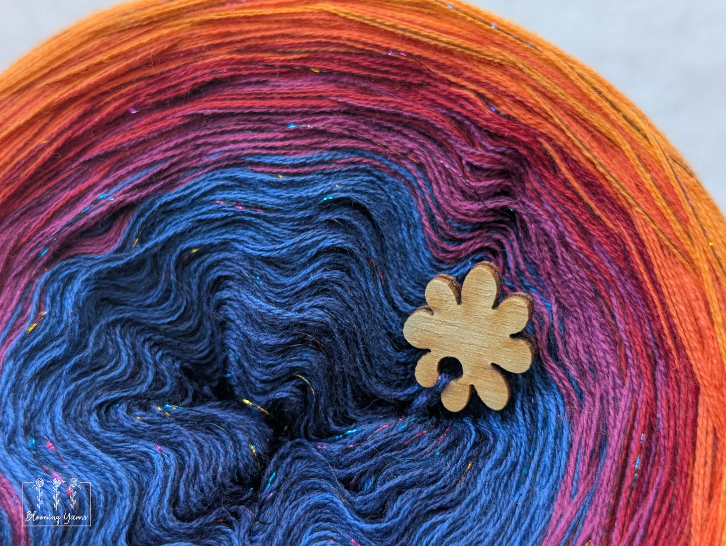 Gradient ombre yarn cake colour combination C428 "Dark sunset"