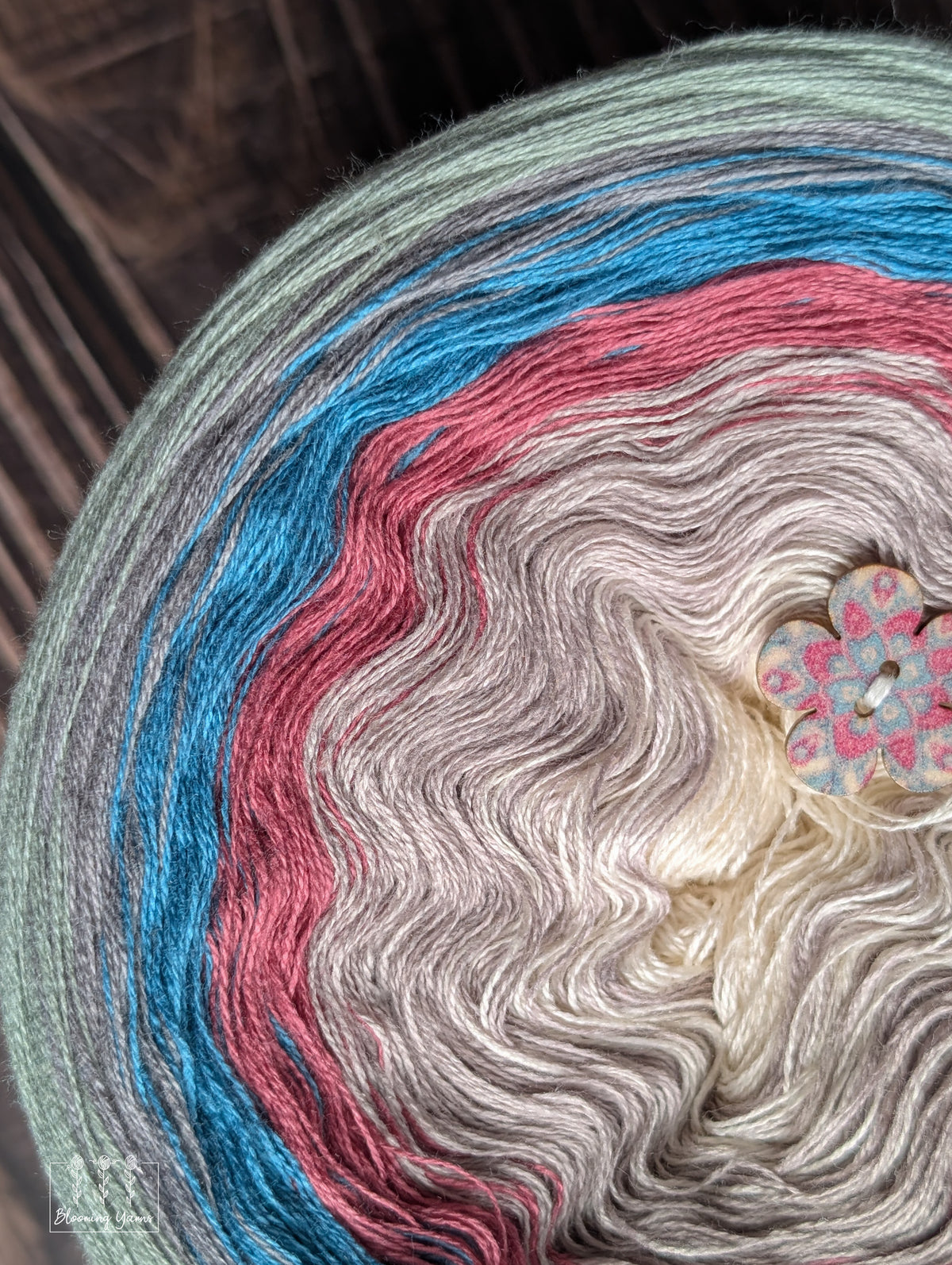 "Weathered Garden" gradient ombre yarn cake