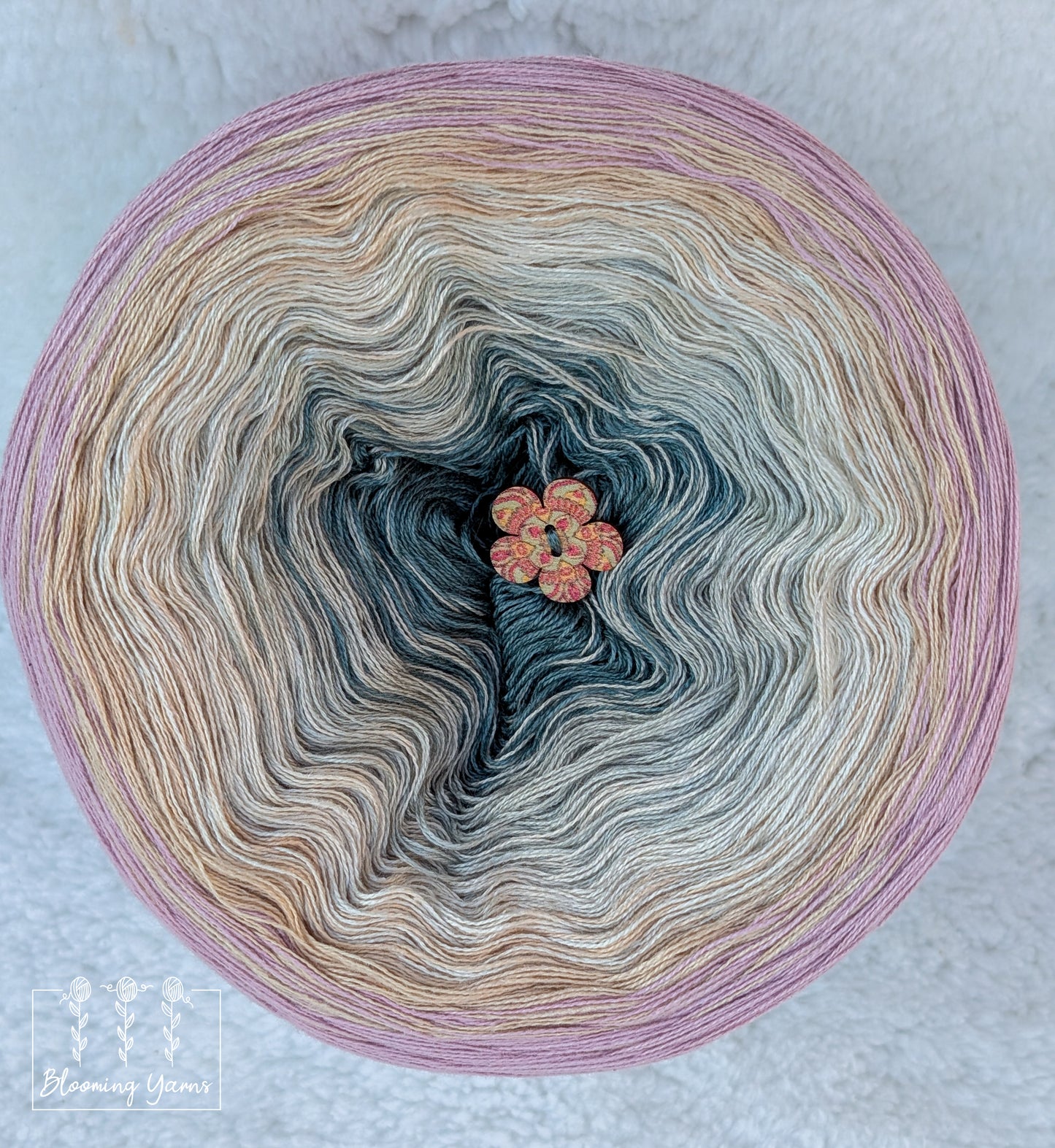 Gradient ombre yarn cake colour combination C392 "Wistful Wanderer"