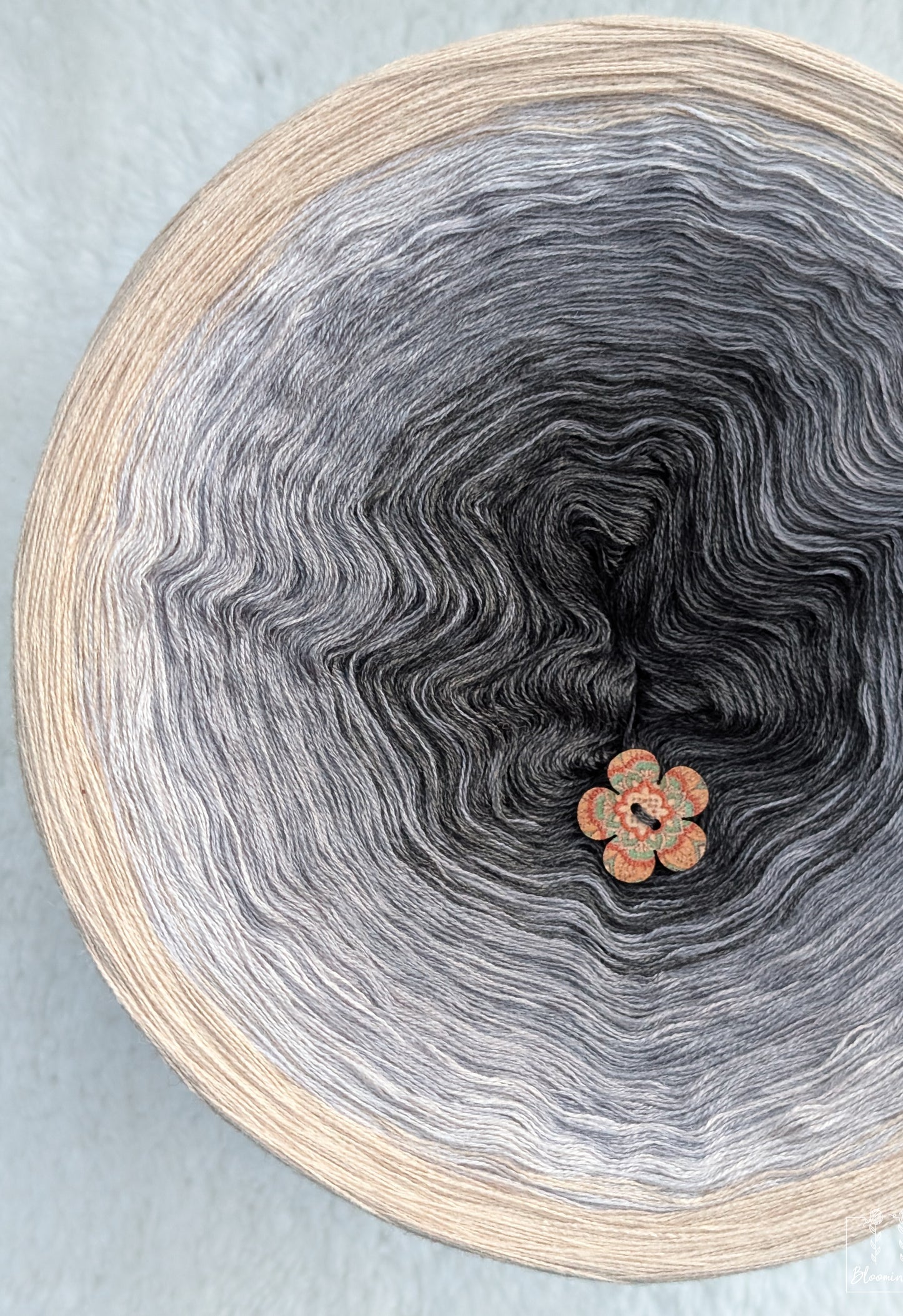 Gradient ombre yarn cake colour combination C413