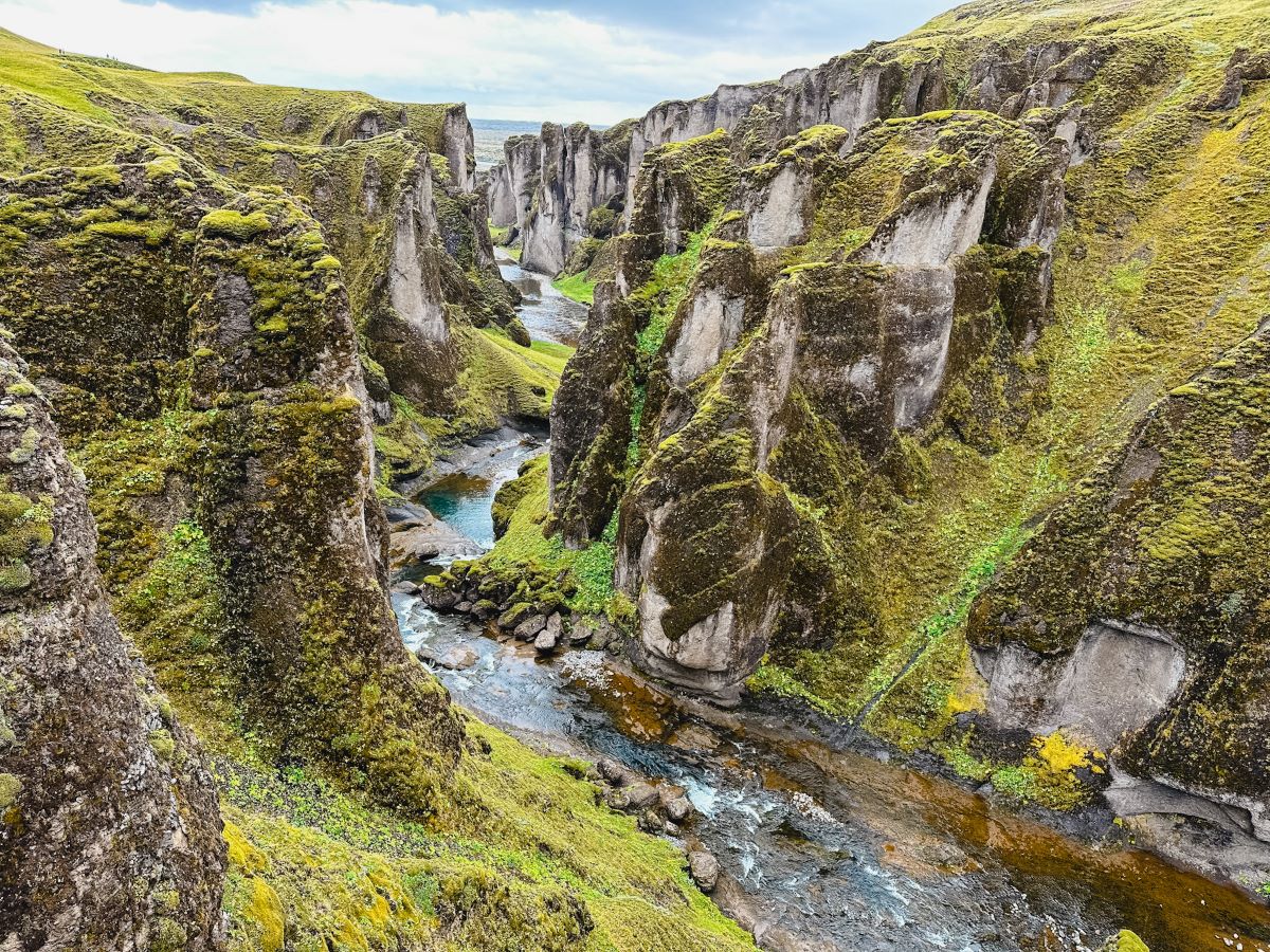 Gradient ombre yarn cake colour combination MA031 "Canyon Wanderer"