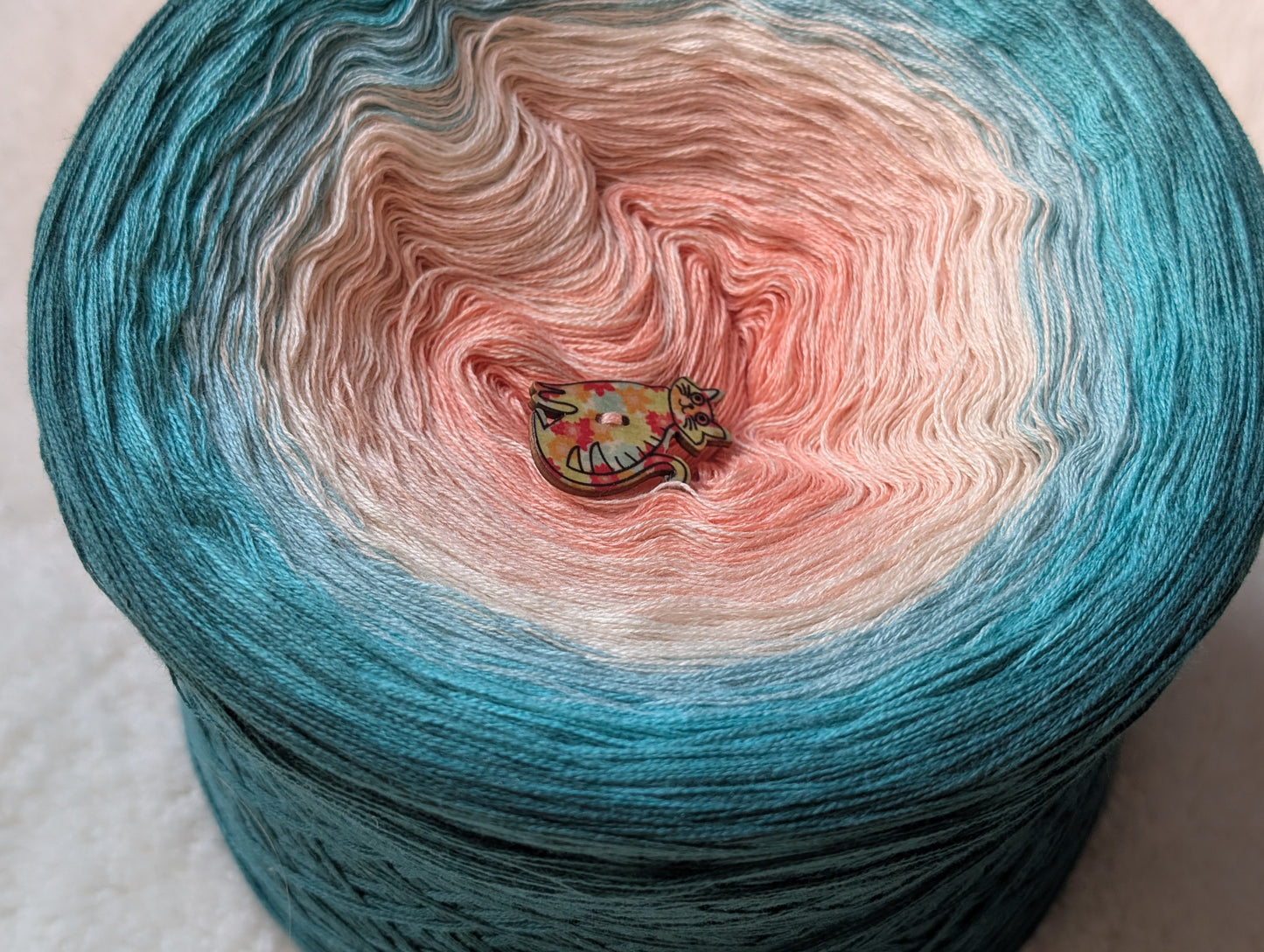 Gradient ombre yarn cake colour combination C410