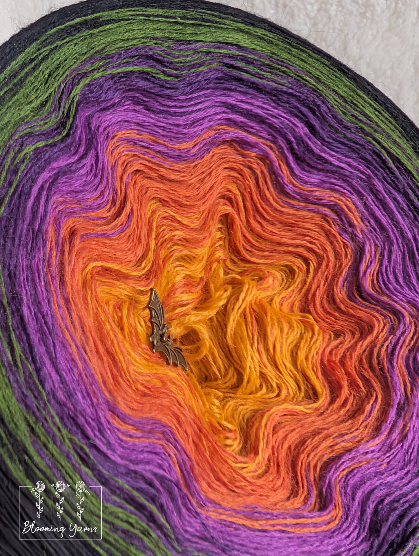 Gradient ombre yarn cake colour combination MA026