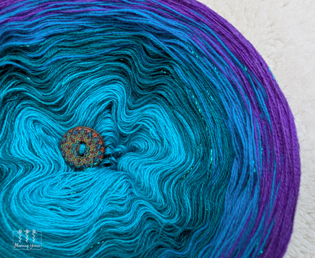 "Peacock Paradise" gradient ombre yarn cake
