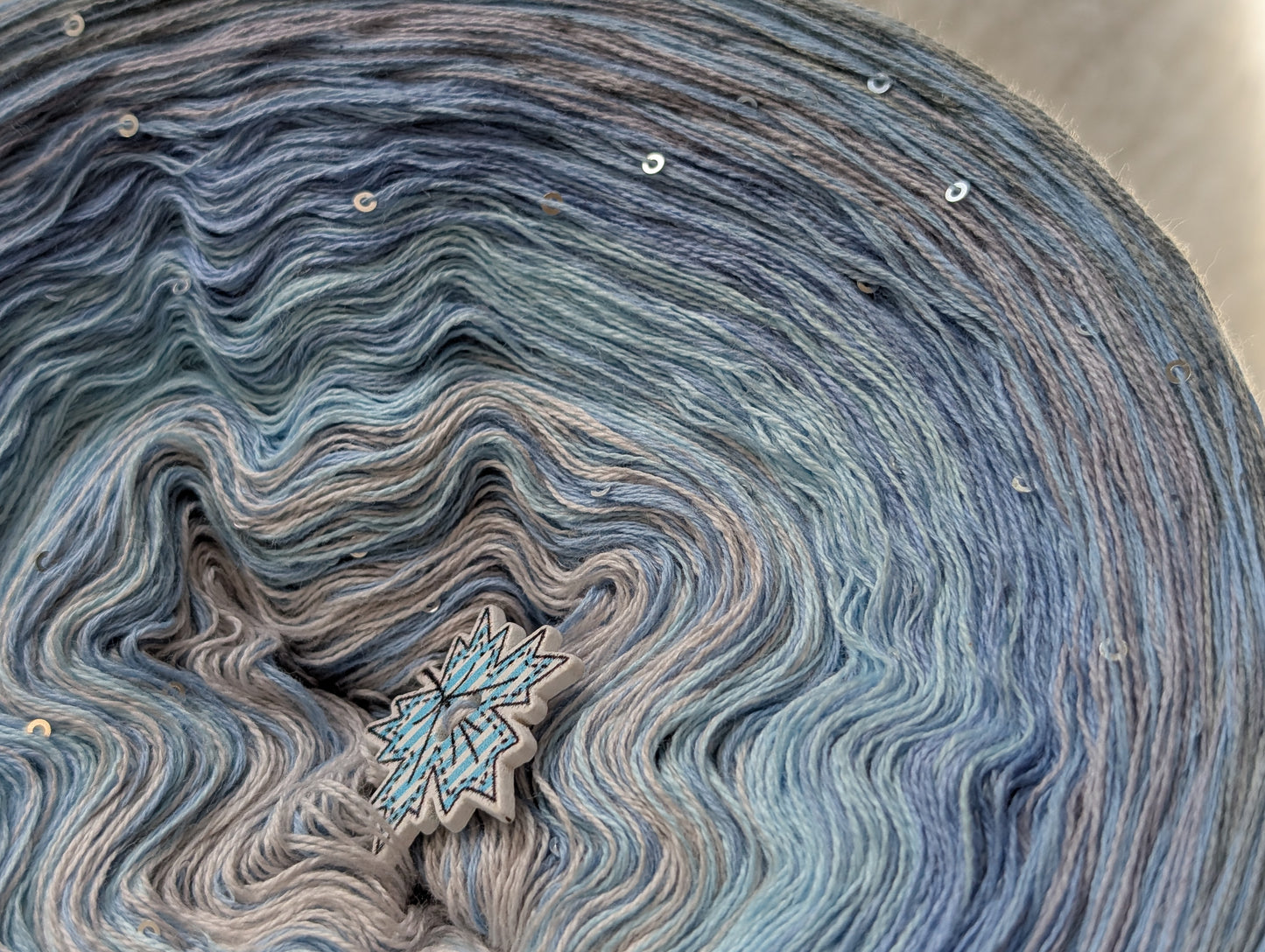 Gradient ombre yarn cake, colour combination C426