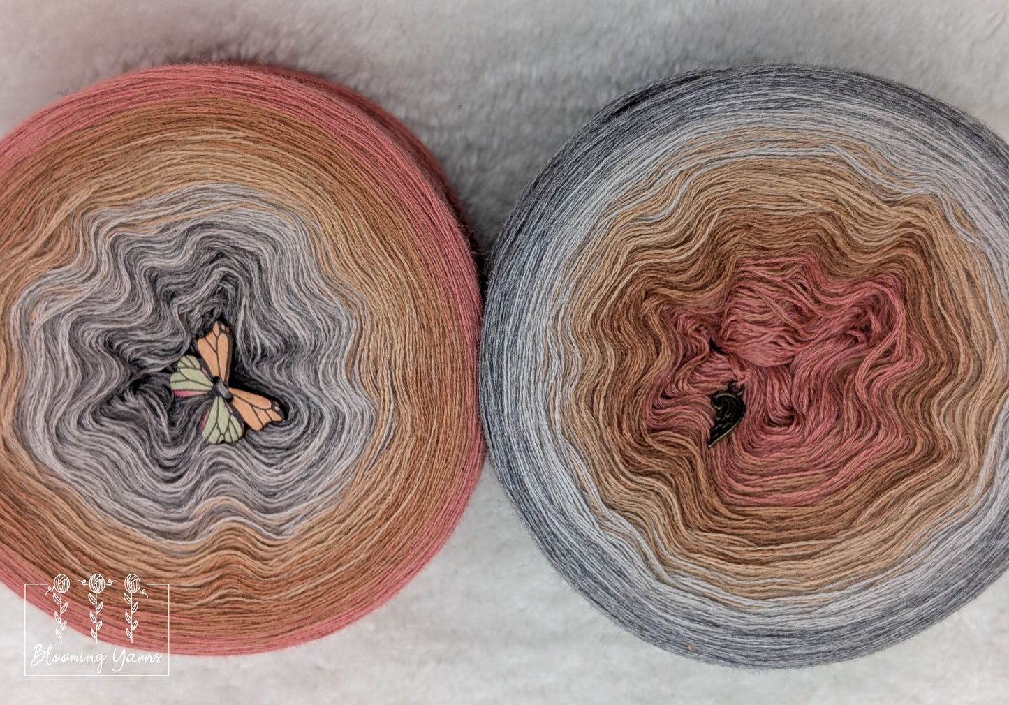 Gradient ombre yarn cake colour combination MA032 "Pampas Dream"