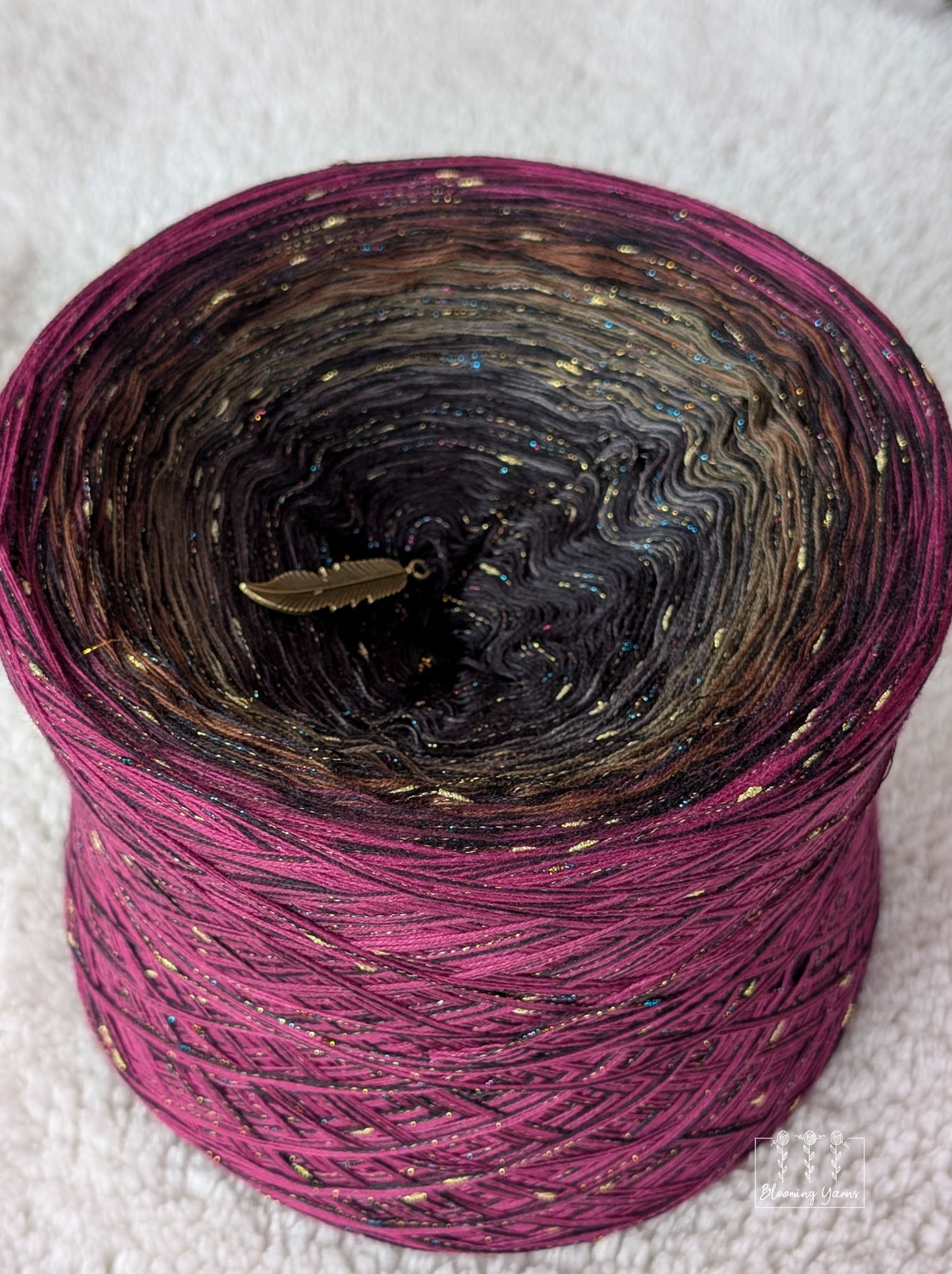 Gradient ombre yarn cake colour combination C432