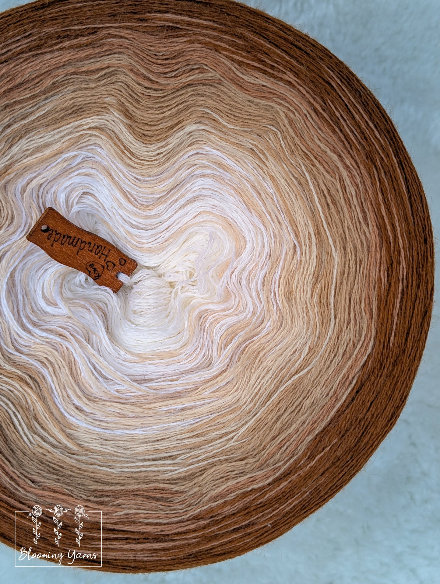 Gradient ombre yarn cake colour combination MA029 "Earthy Dunes"