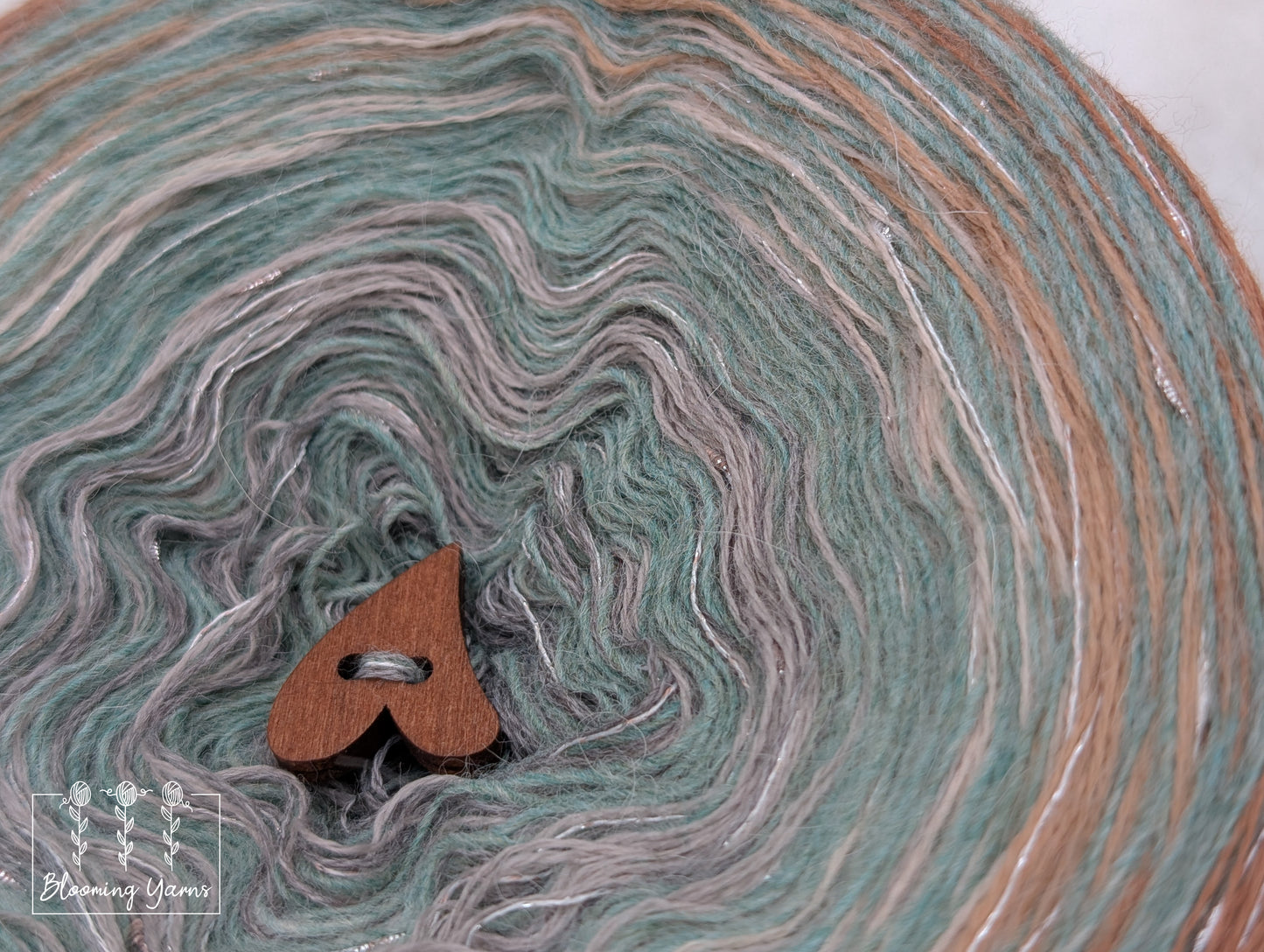 Gradient ombre yarn cake colour combination MA036 " Sagebrush Shoreline"