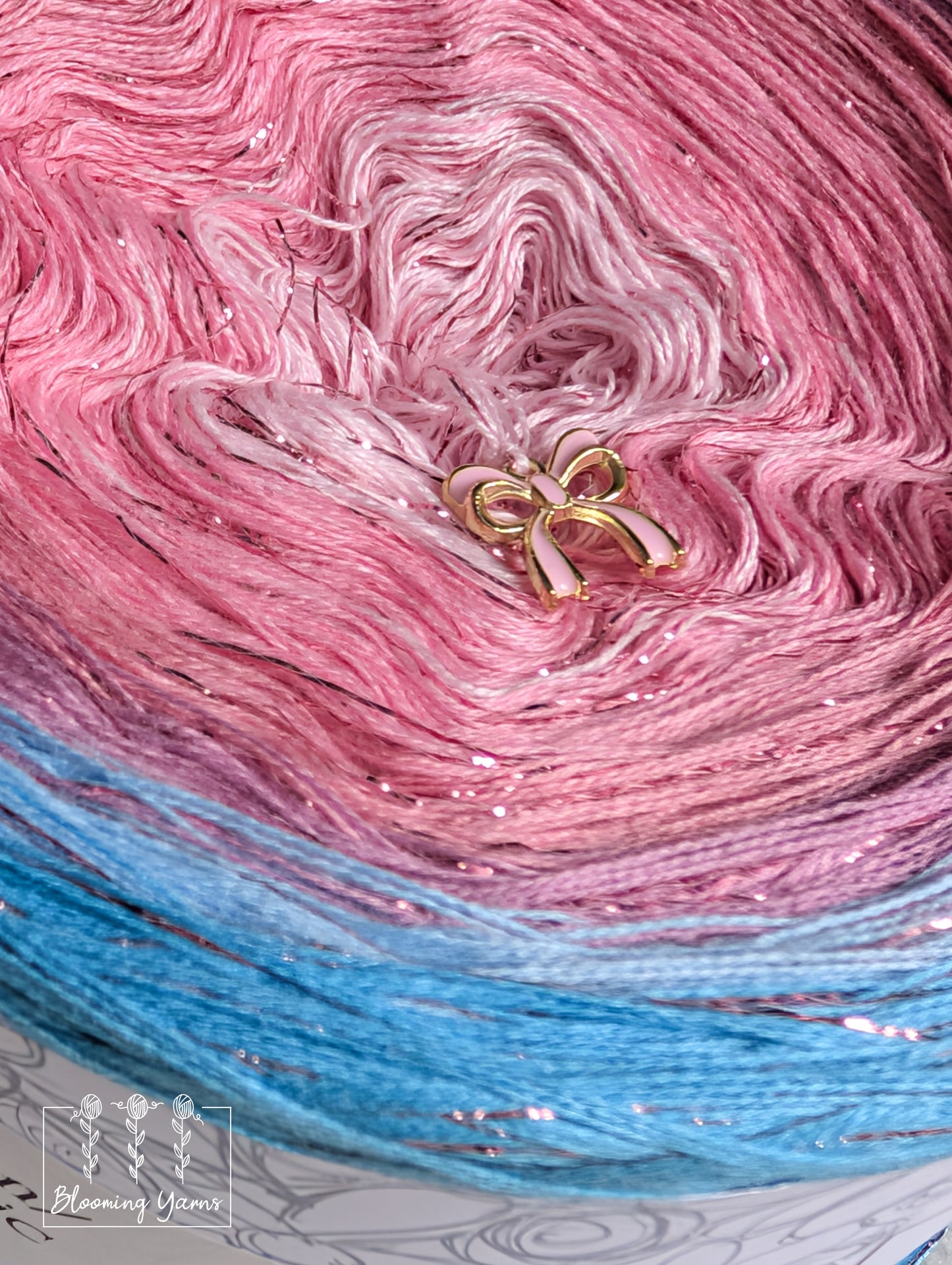 Gradient ombre yarn cake colour combination C382