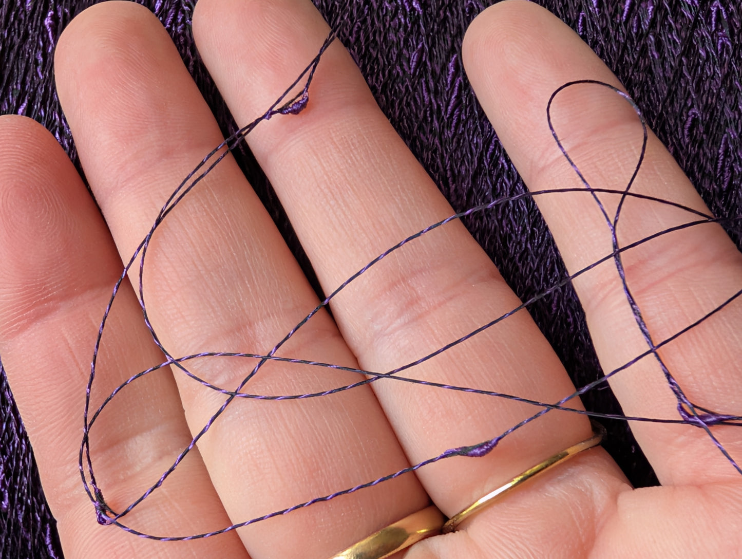 knot threads