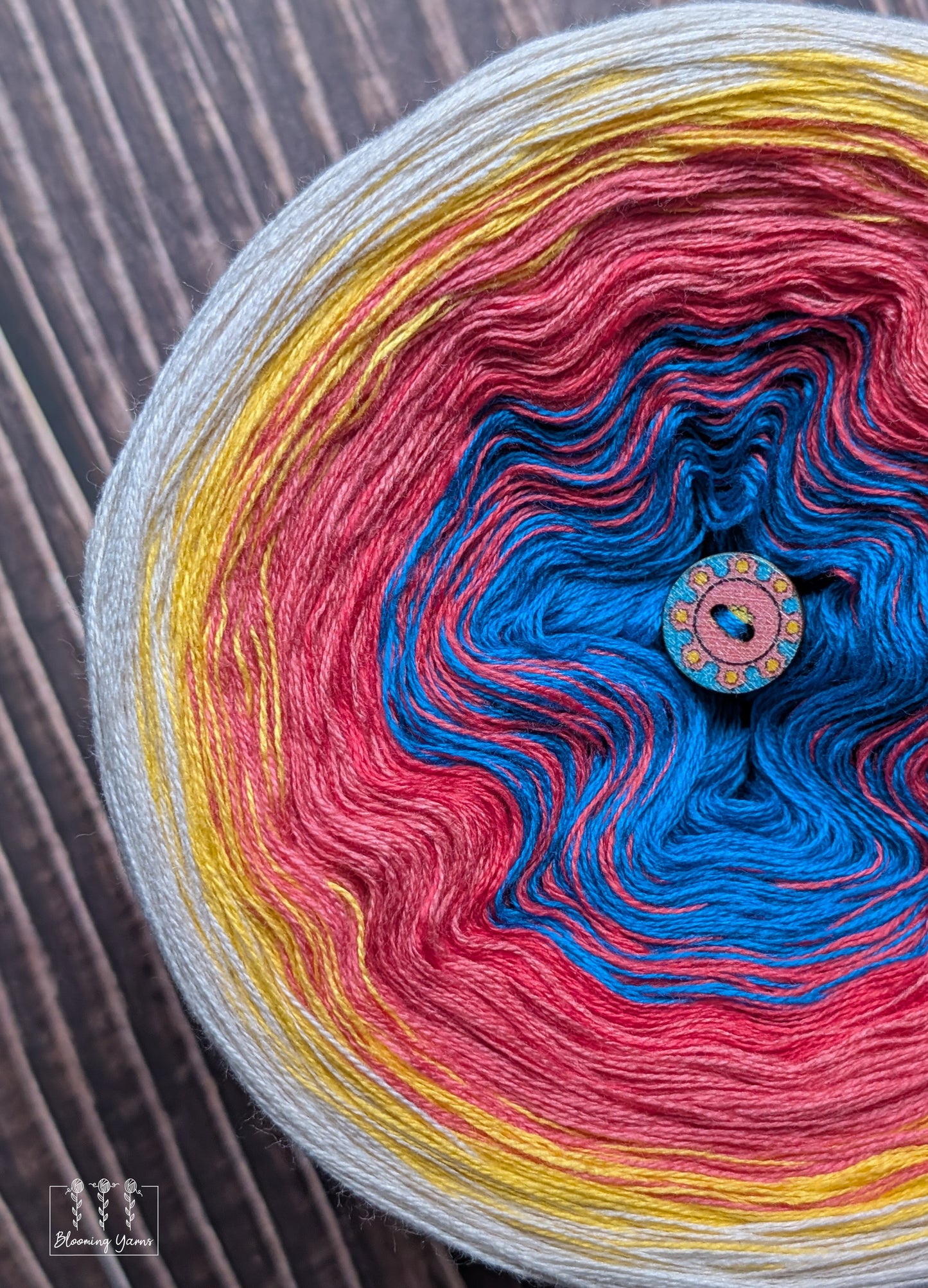 "Beach Day" gradient ombre yarn cake
