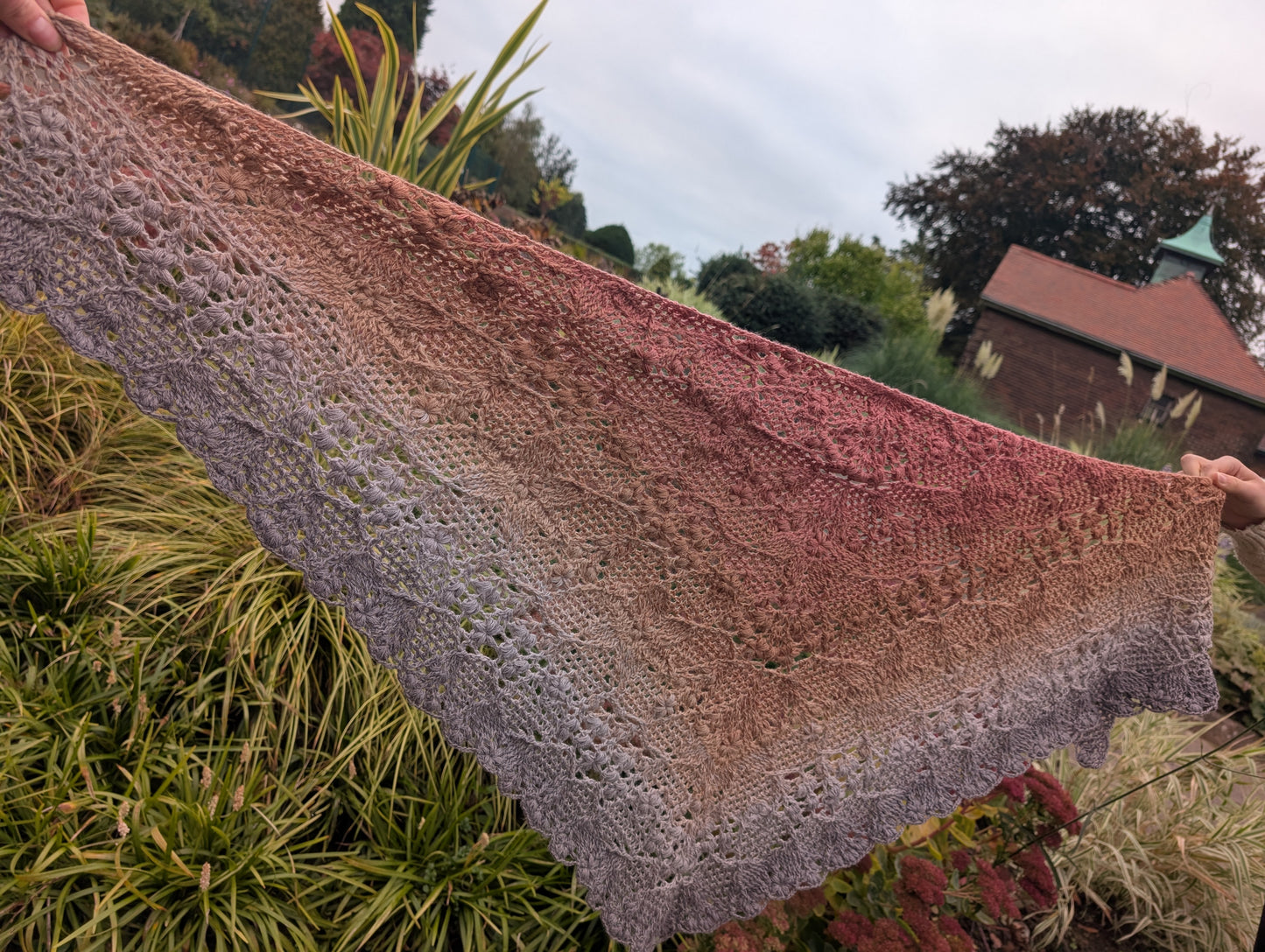 Gradient ombre yarn cake colour combination MA032 "Pampas Dream"