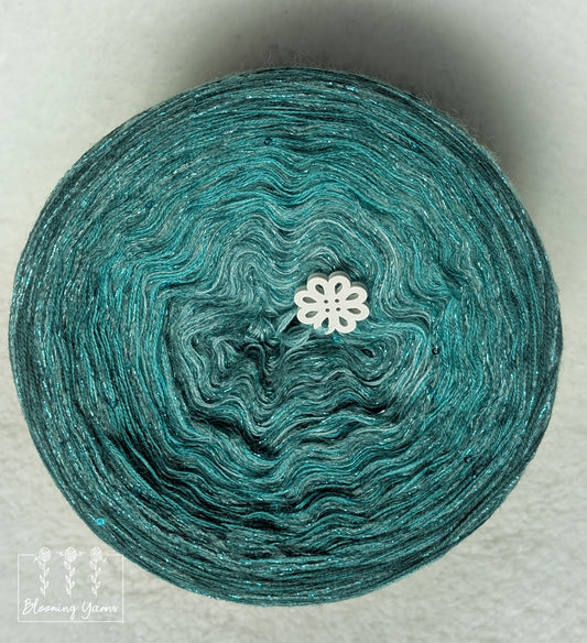 Gradient ombre yarn cake colour combination C403