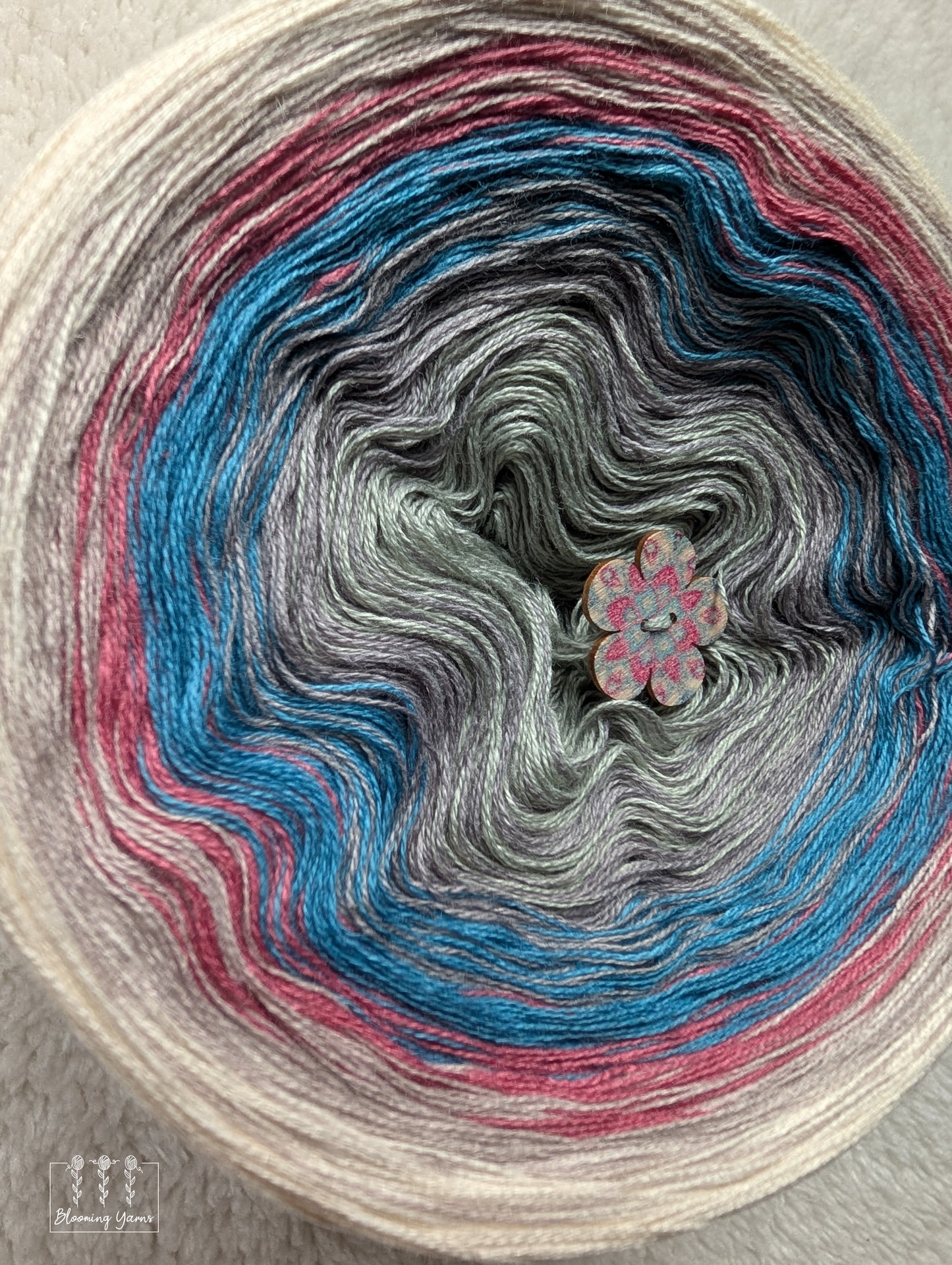 "Weathered Garden" gradient ombre yarn cake