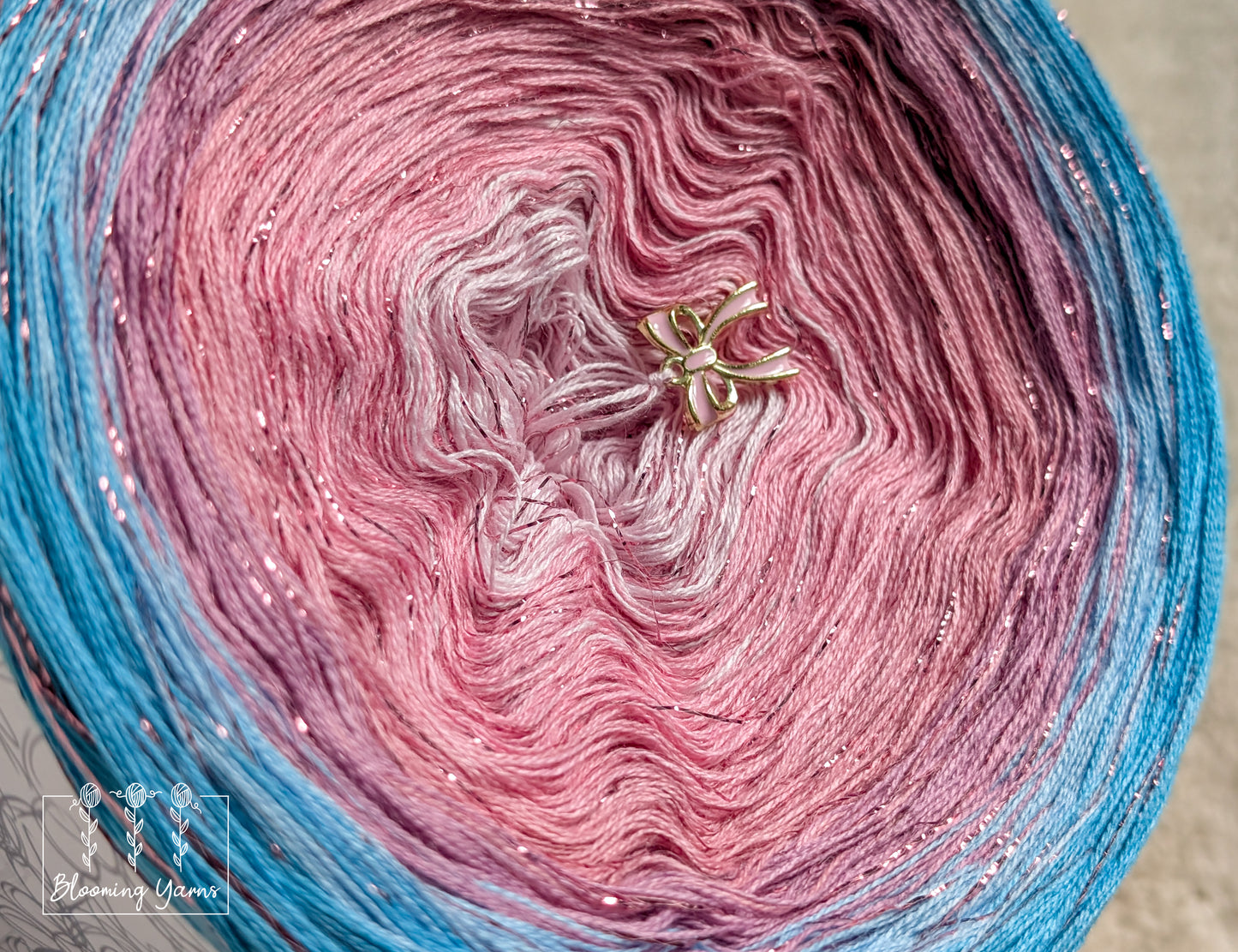 Gradient ombre yarn cake colour combination C382