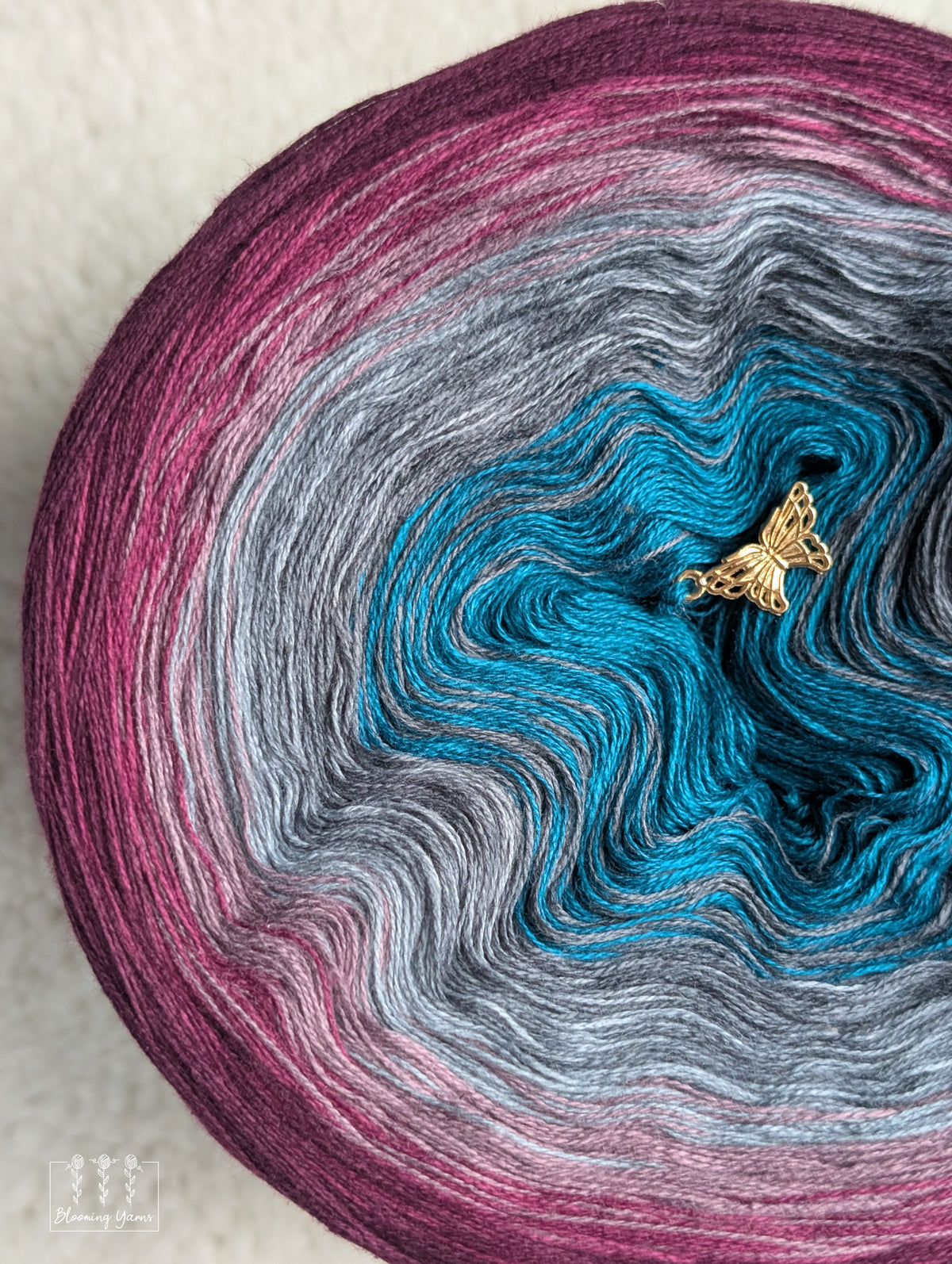 Gradient ombre yarn cake colour combination C433 " Misty Berry"