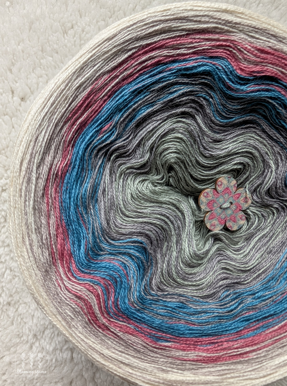 "Weathered Garden" gradient ombre yarn cake