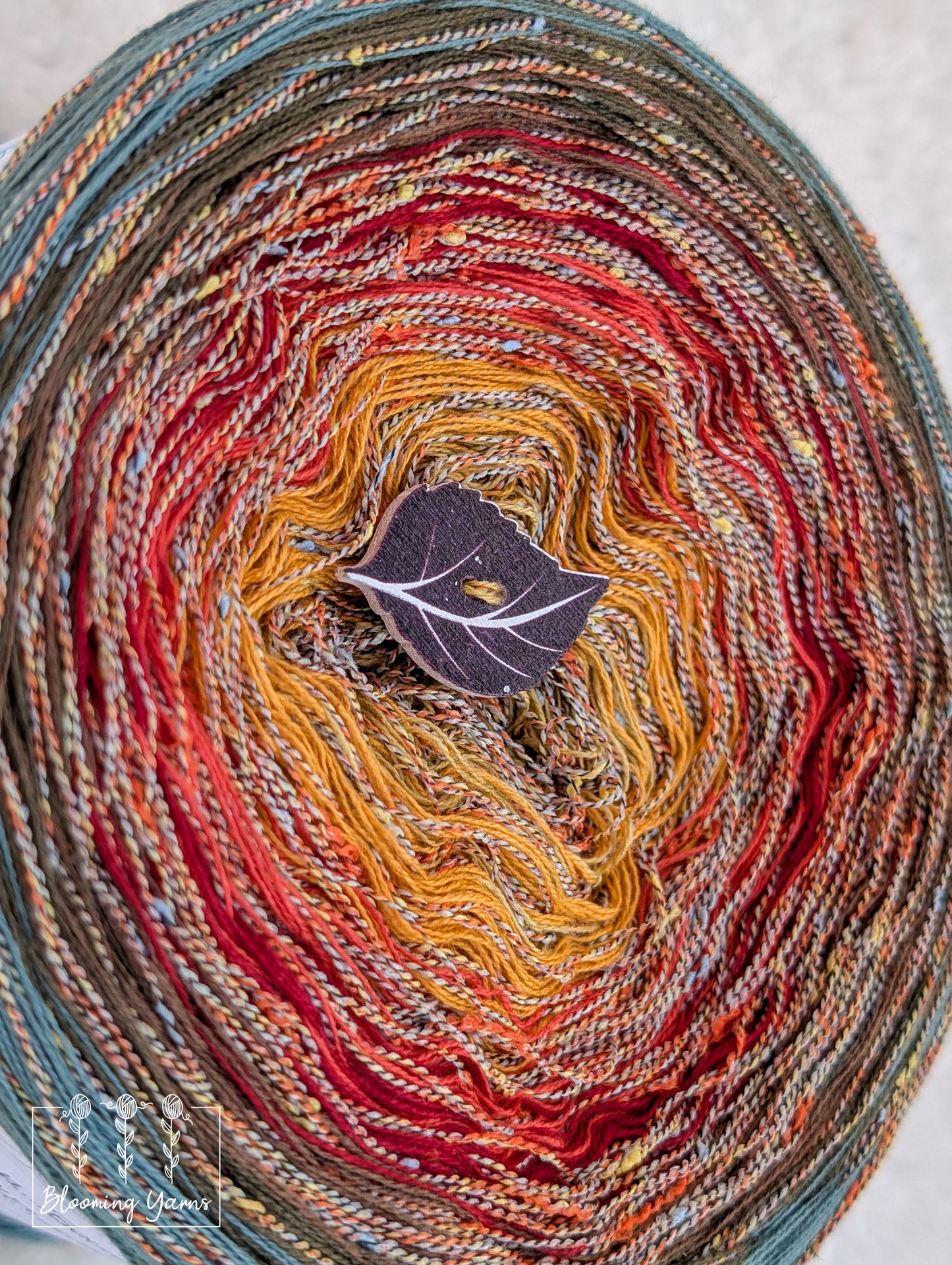 Gradient ombre yarn cake colour combination "Autumn Bouquet"
