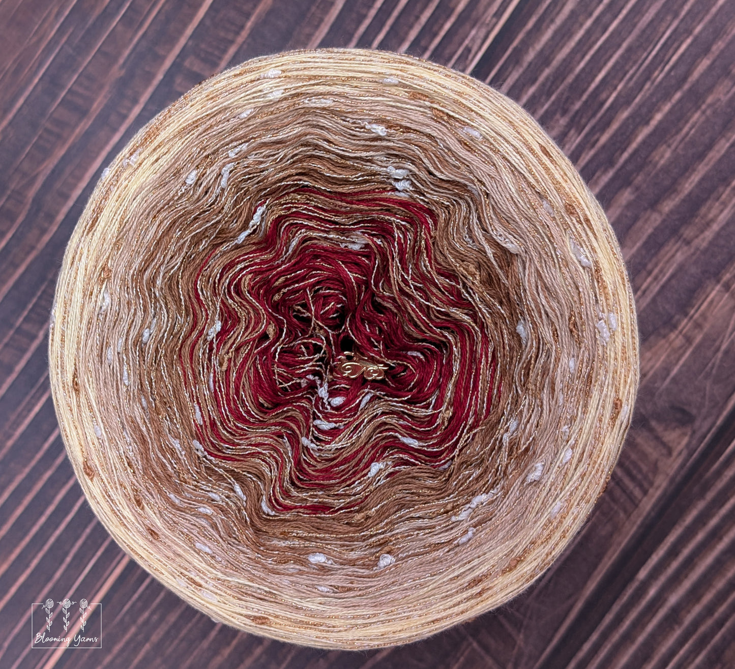 "Mountain Creme" gradient ombre yarn cake colour combination