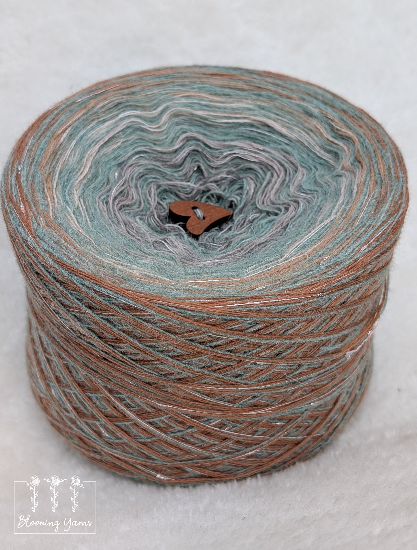 Gradient ombre yarn cake colour combination MA036 " Sagebrush Shoreline"