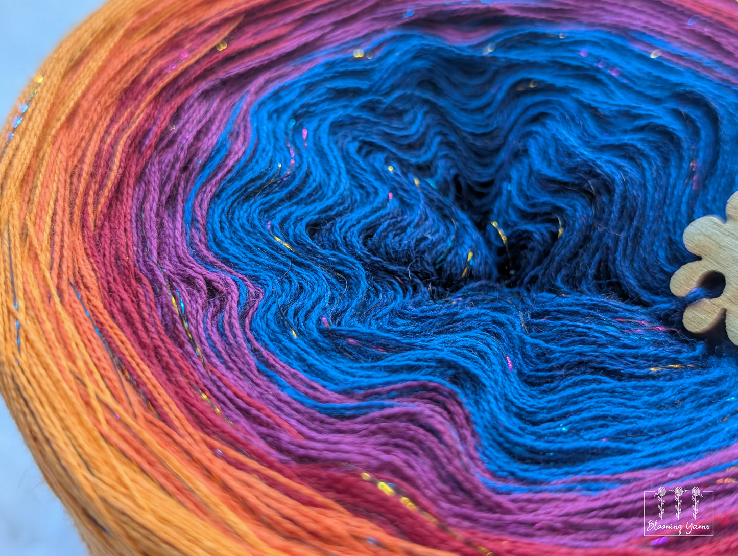 Gradient ombre yarn cake colour combination C428 "Dark sunset"