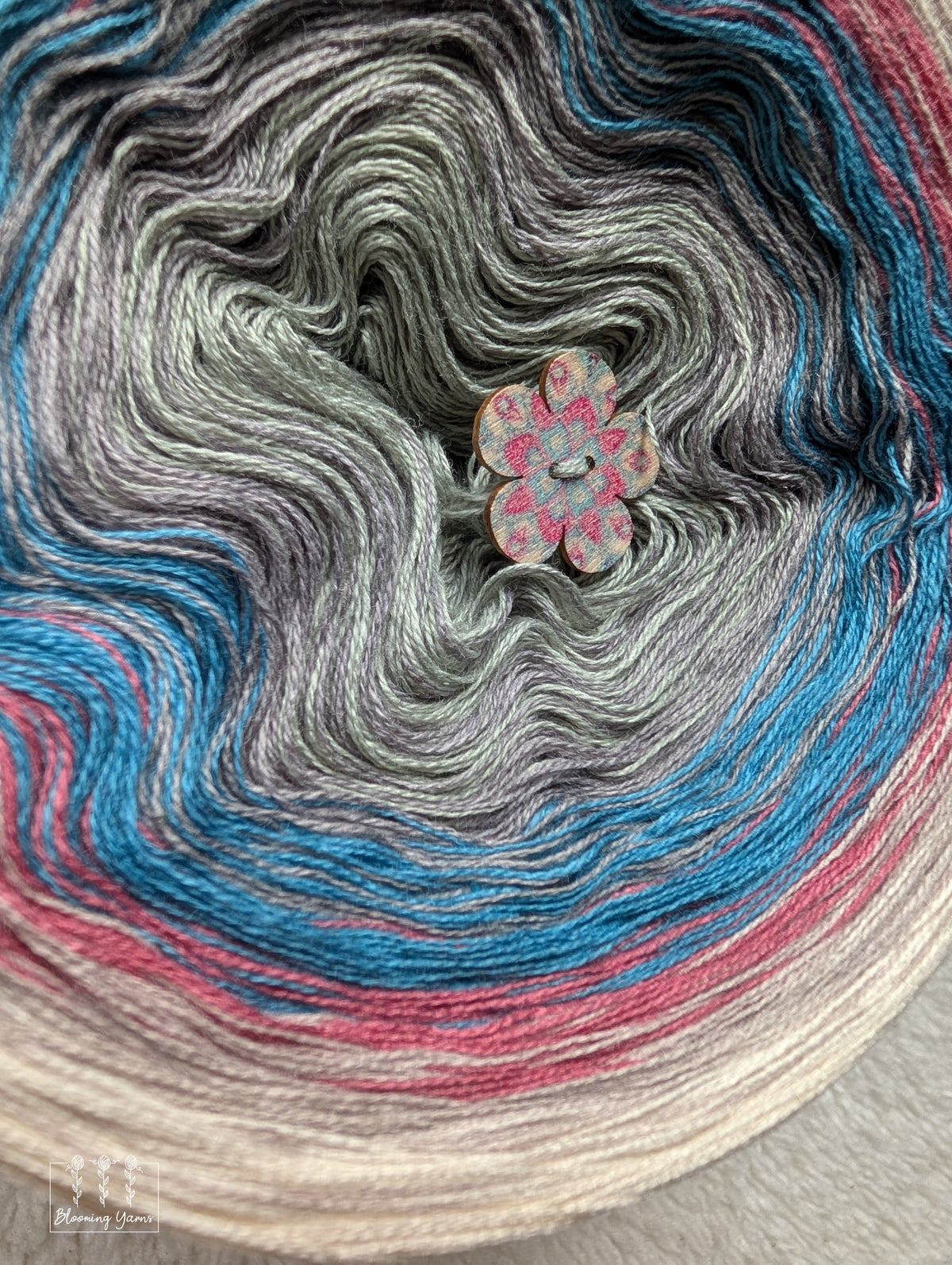 "Weathered Garden" gradient ombre yarn cake