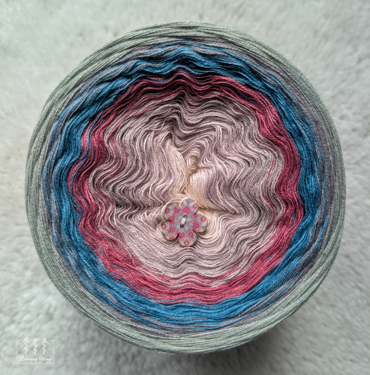 "Weathered Garden" gradient ombre yarn cake