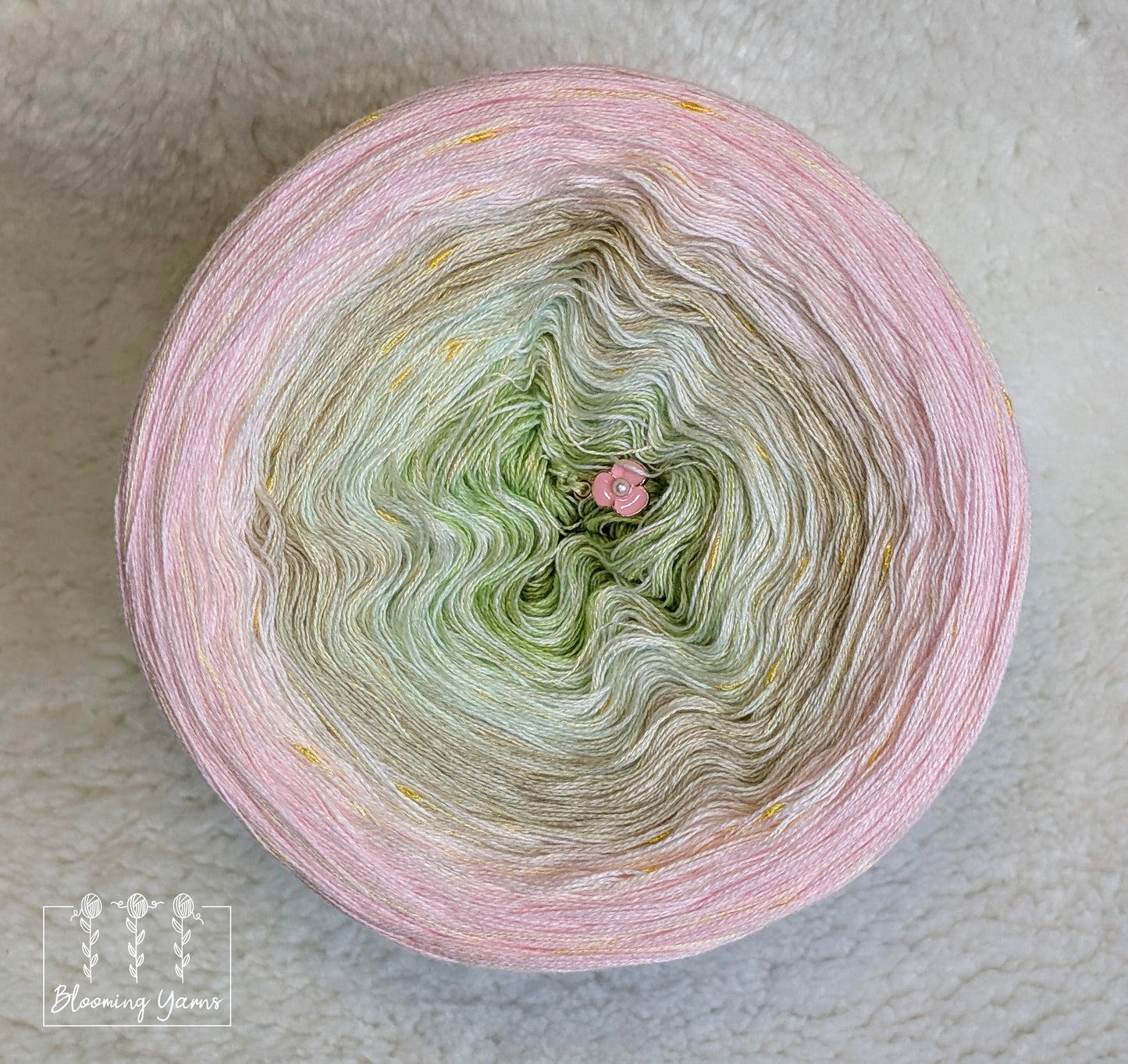Gradient ombre yarn cake colour combination "Calla"
