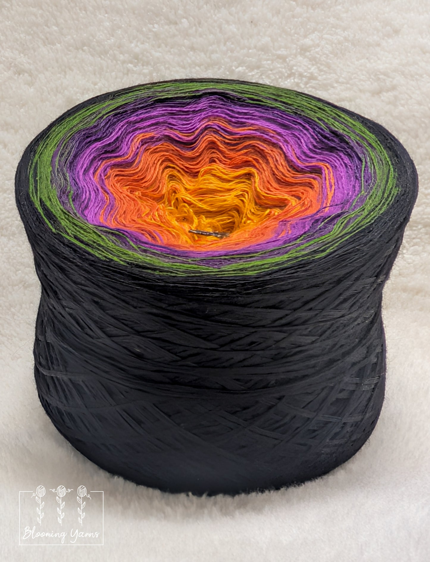 Gradient ombre yarn cake colour combination MA026