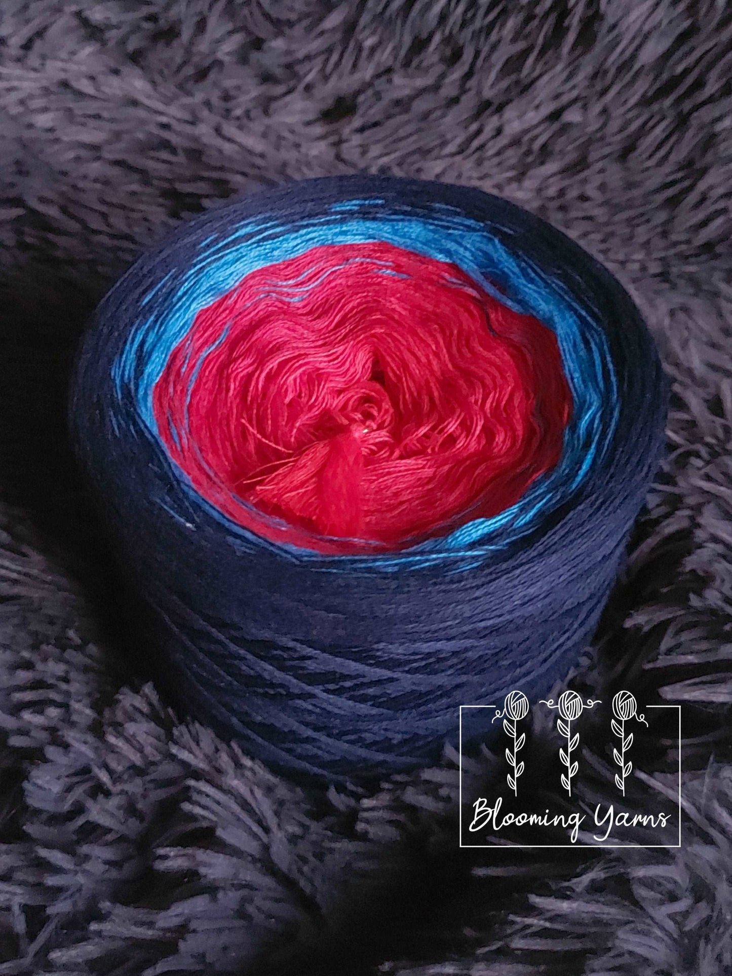 Gradient ombre yarn cake, colour combination C048