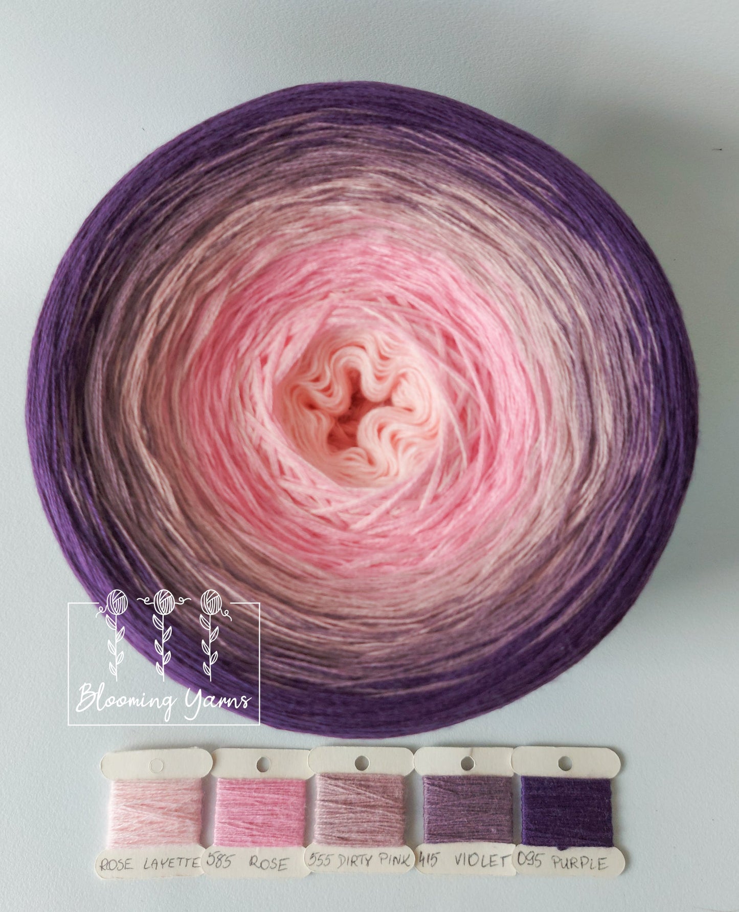 Gradient ombre yarn cake, colour combination C100