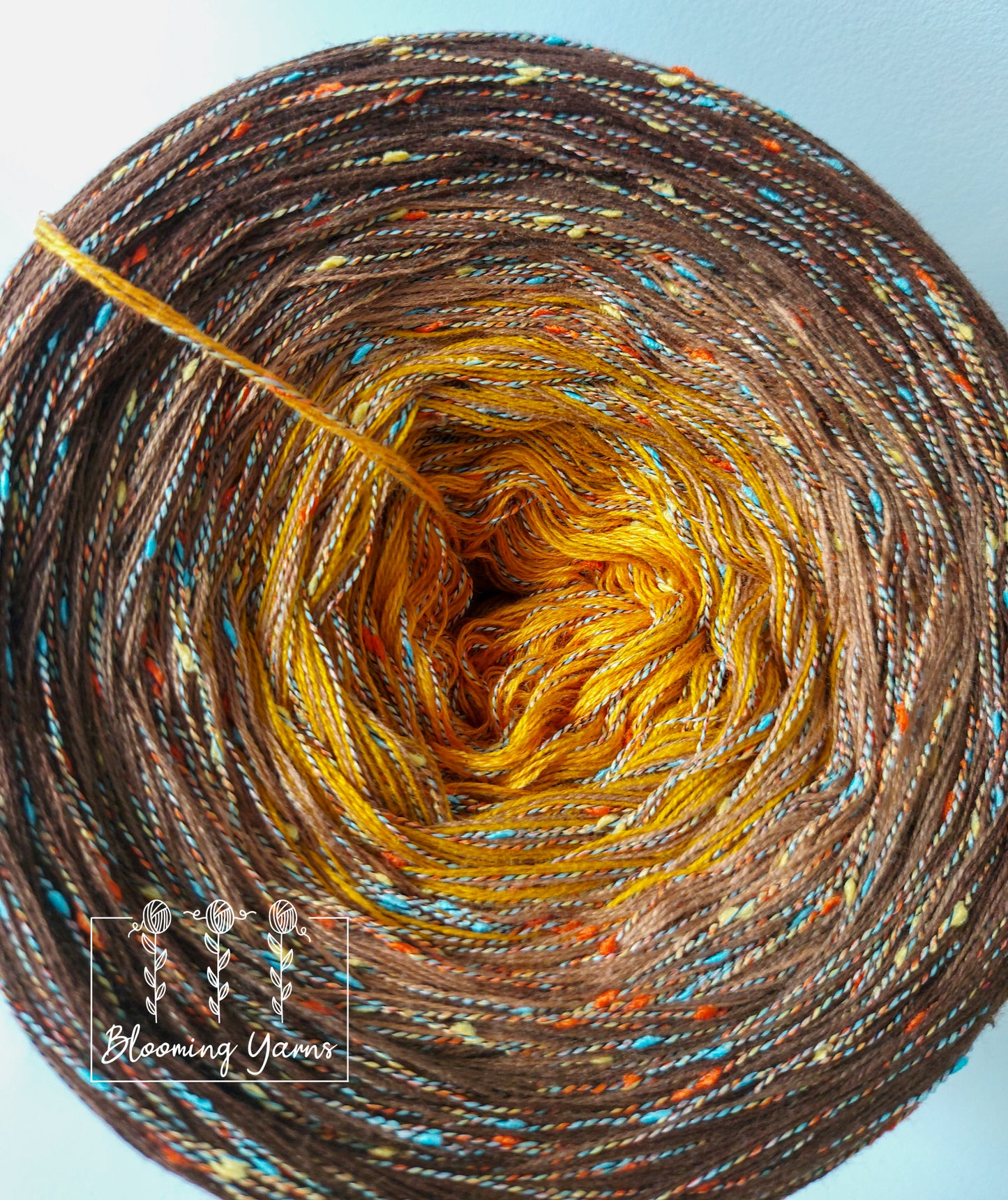 Gradient ombre yarn cake, colour combination C089
