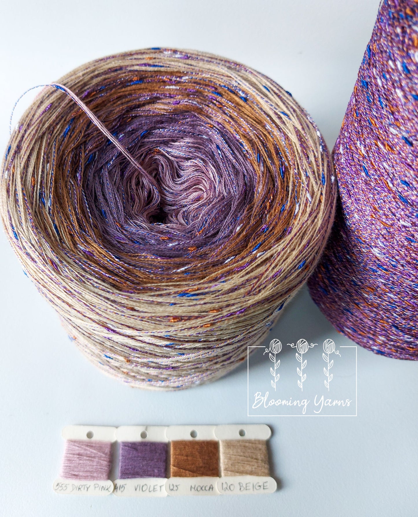 Gradient ombre yarn cake, colour combination C094