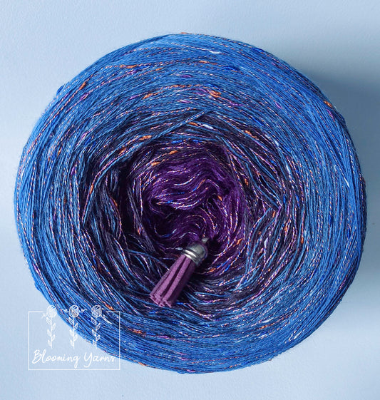 Gradient yarn cake, colour combination M026