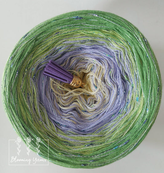 Gradient ombre yarn cake, colour combination C104